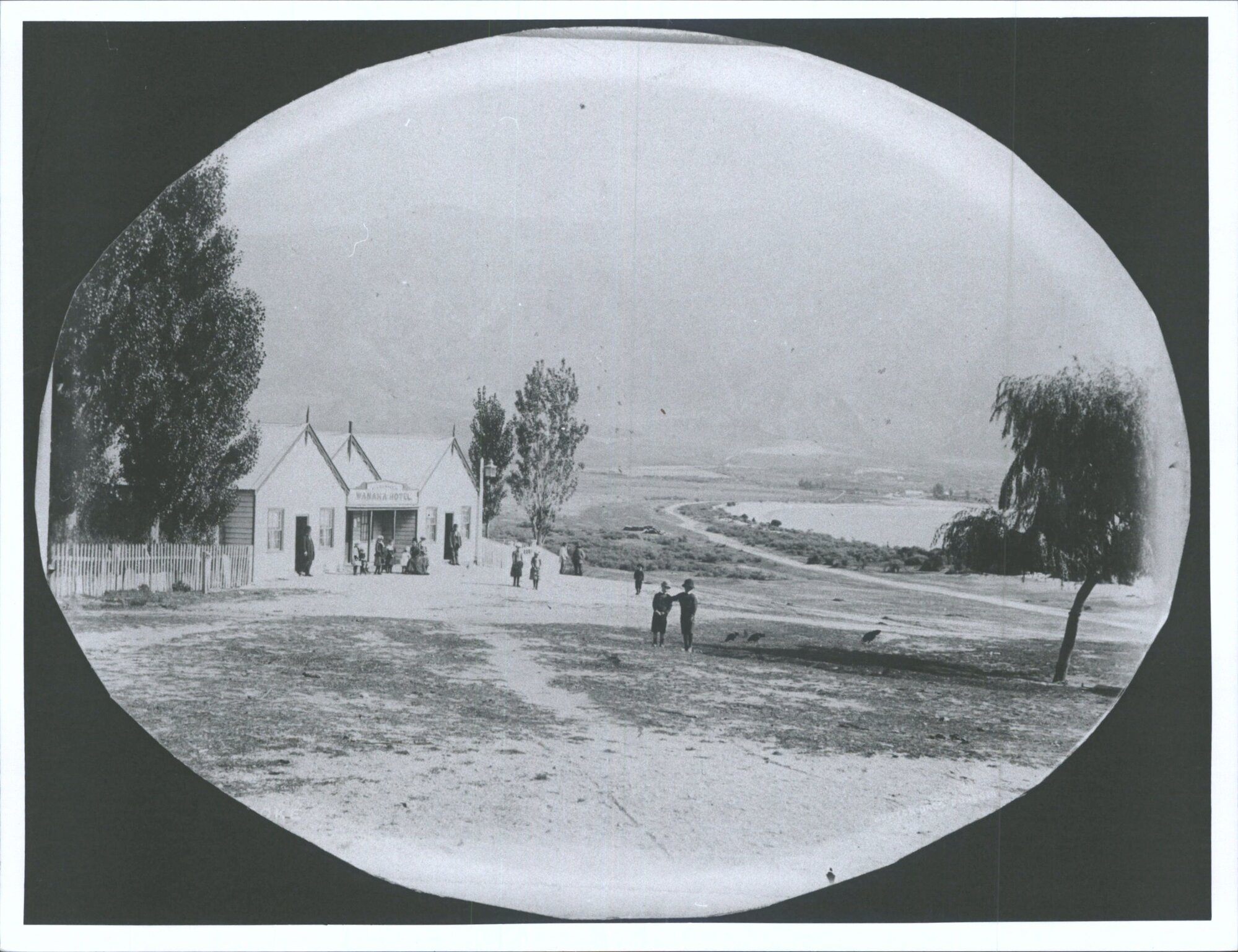Wanaka Hotel, Pembroke