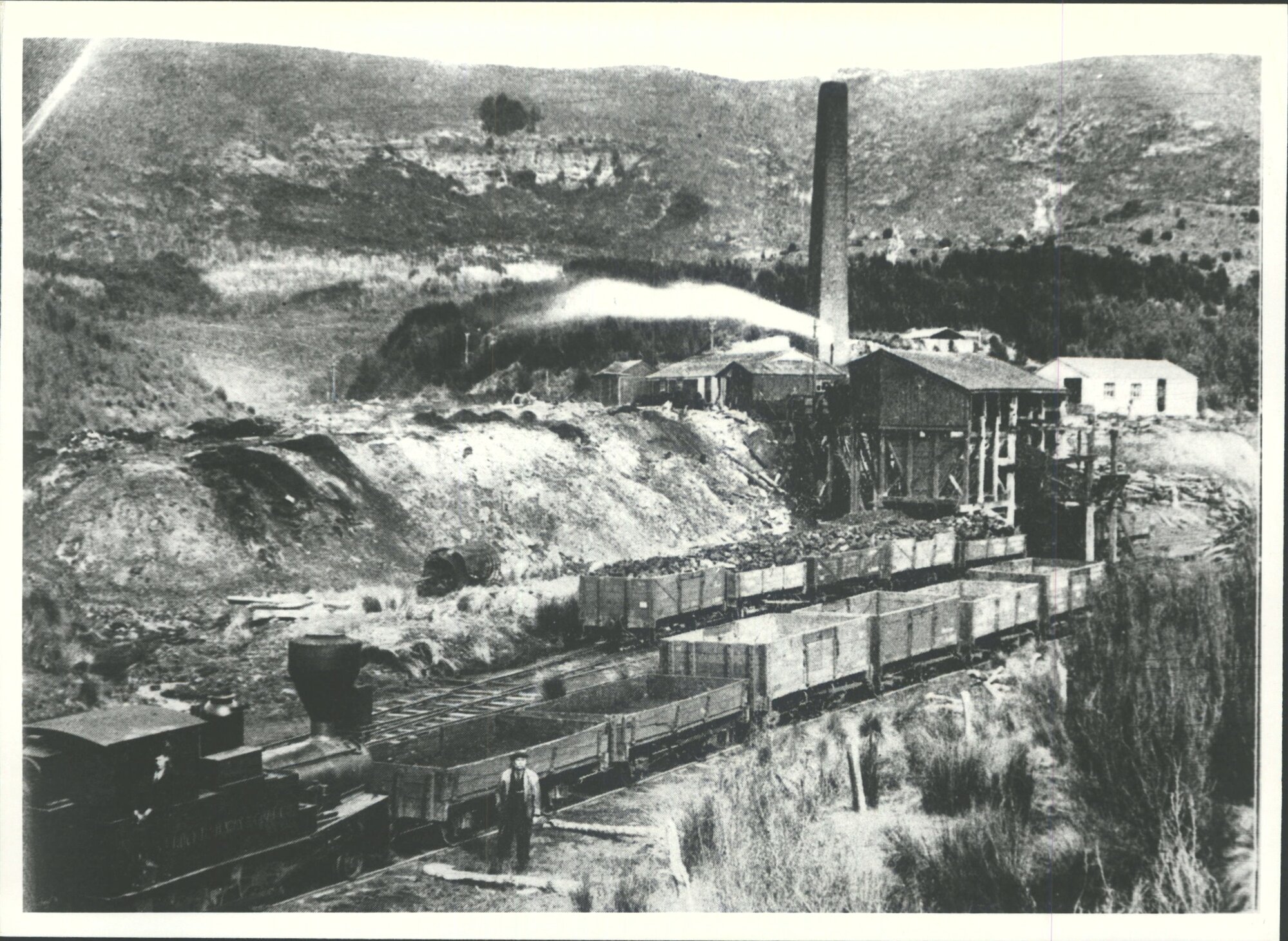 View of Bruce Railway &amp; Coal Co's mine at Waronui