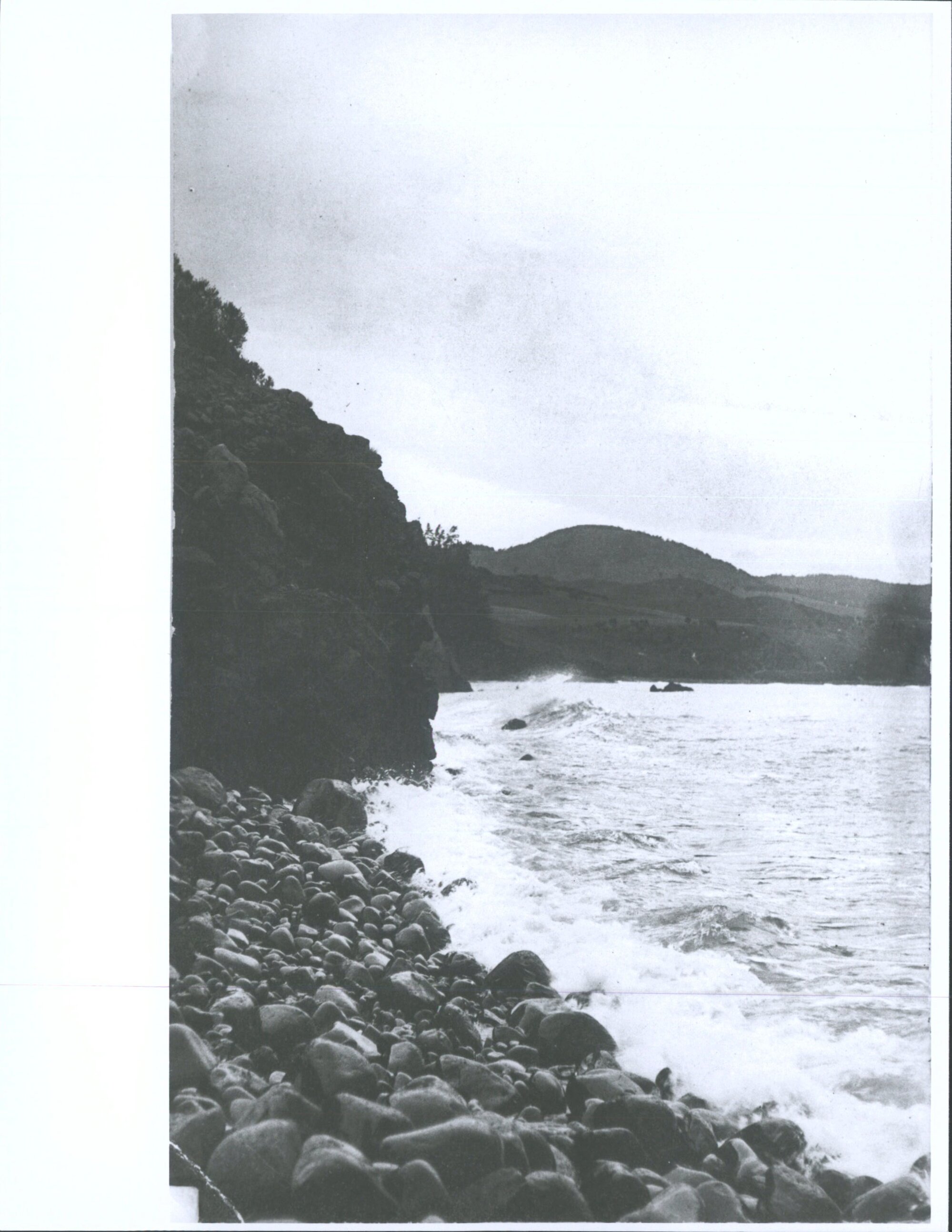 Waves crashing on the rocks