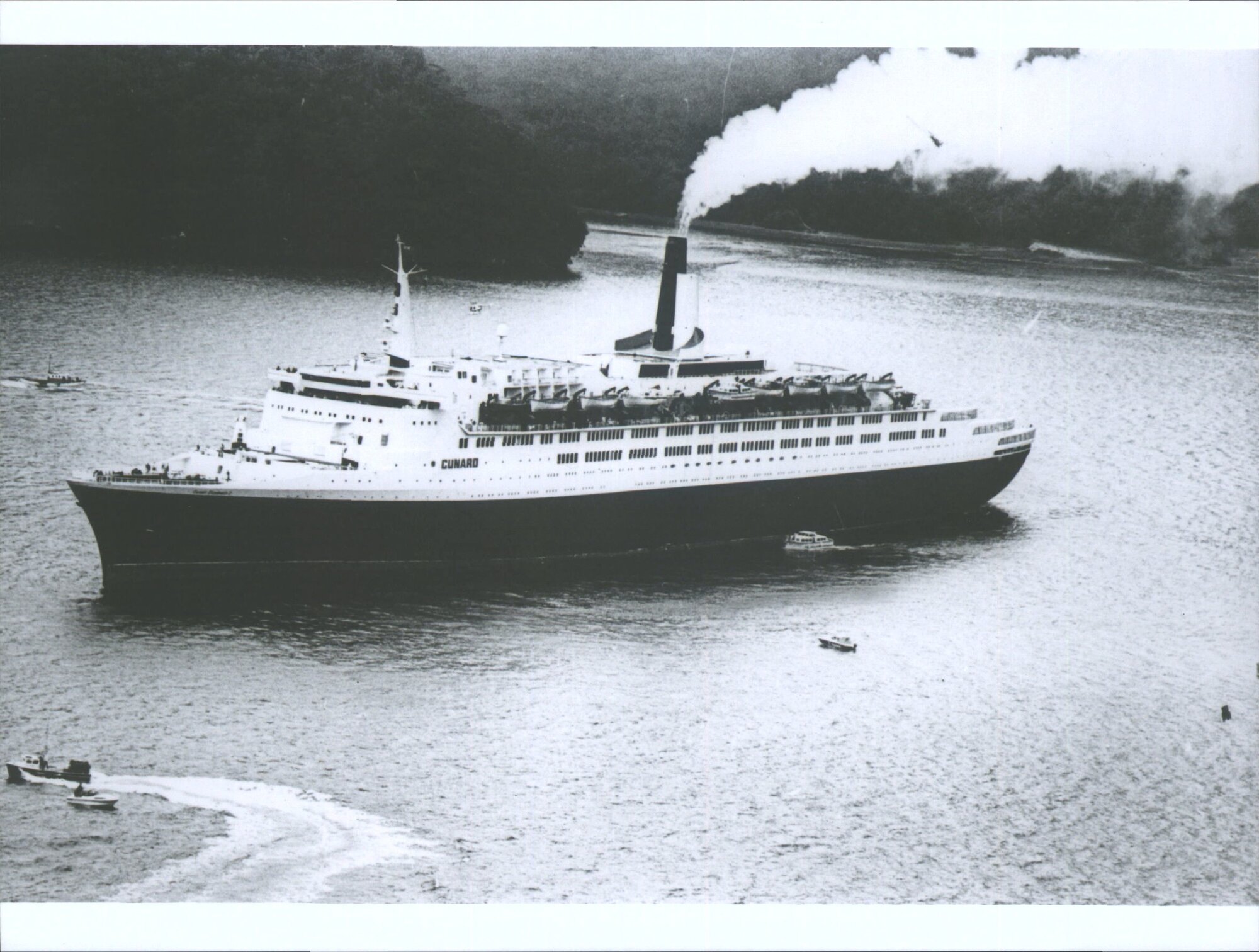 QUEEN ELIZABETH 2 (QE2)