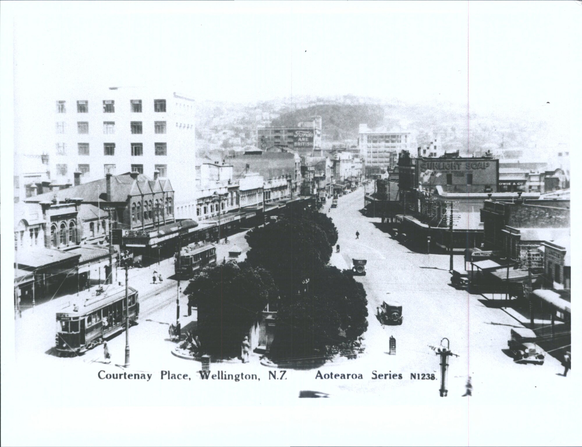 Courtenay Place, Wellington, N.Z.
