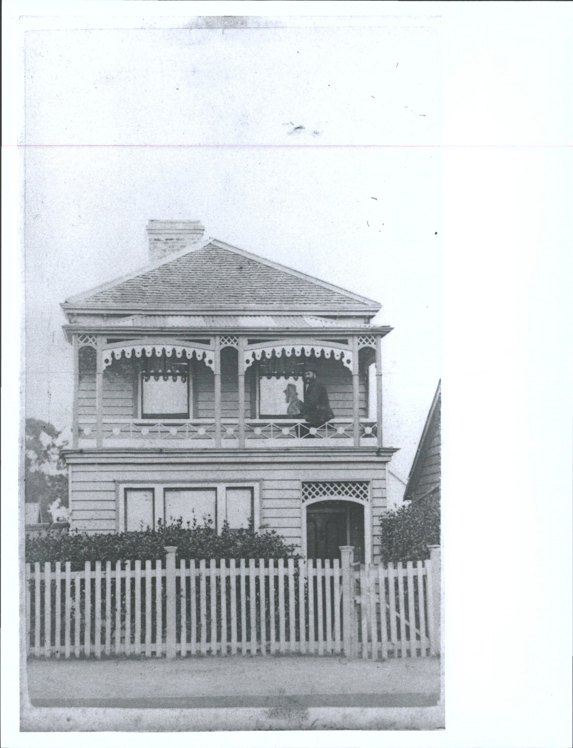 Dwellings unidentified