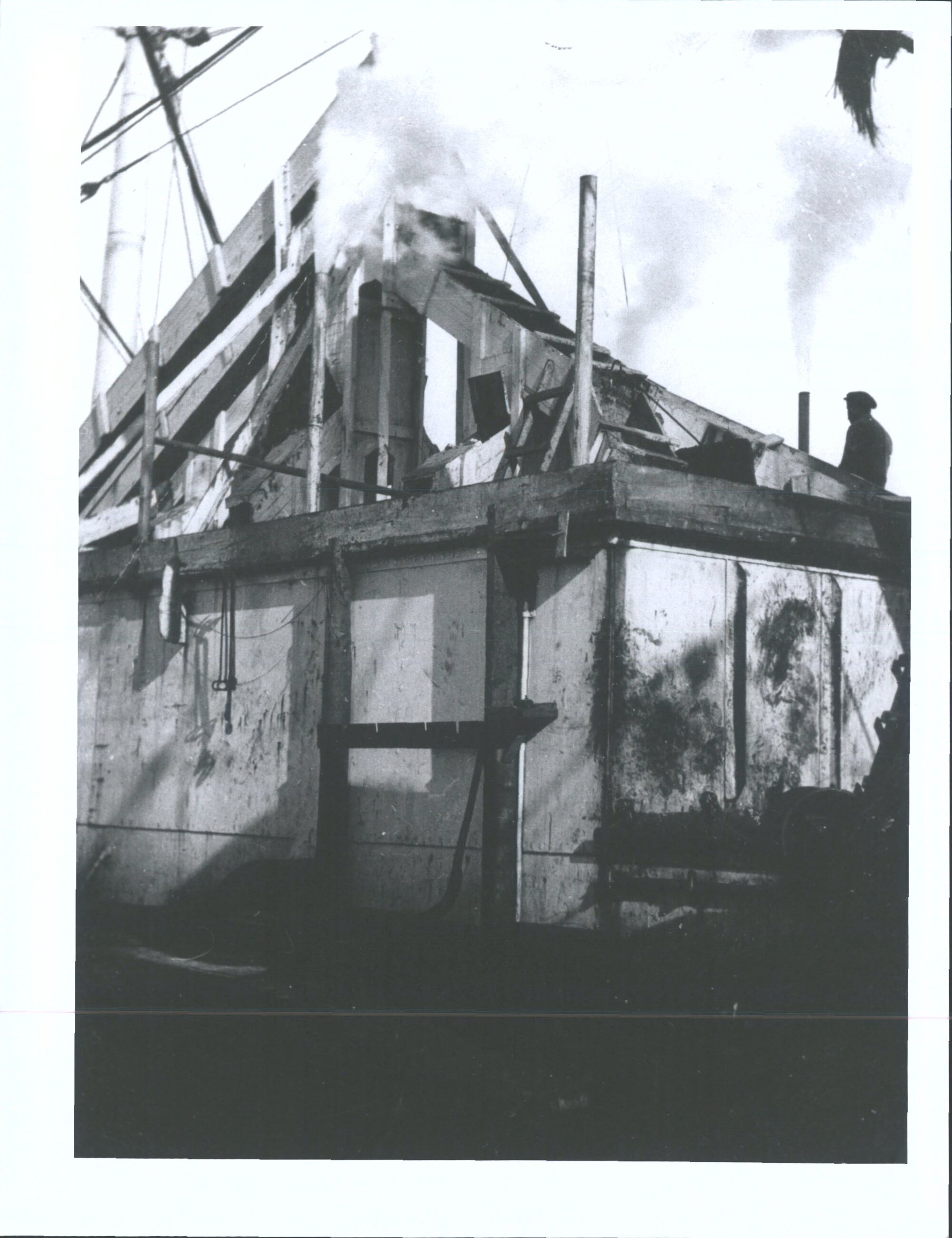 Blubber elevator above open boilers