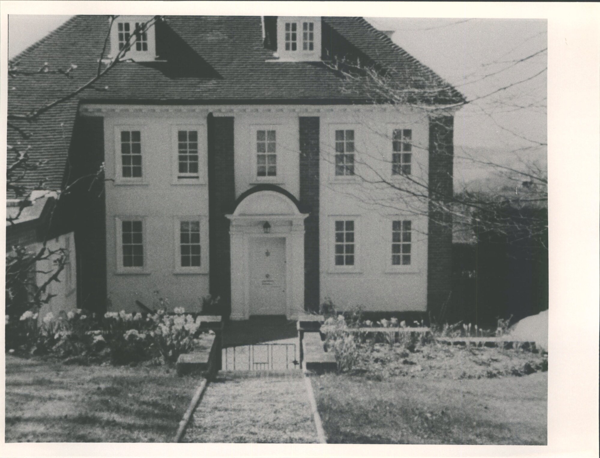Baker, Noeline - Residence