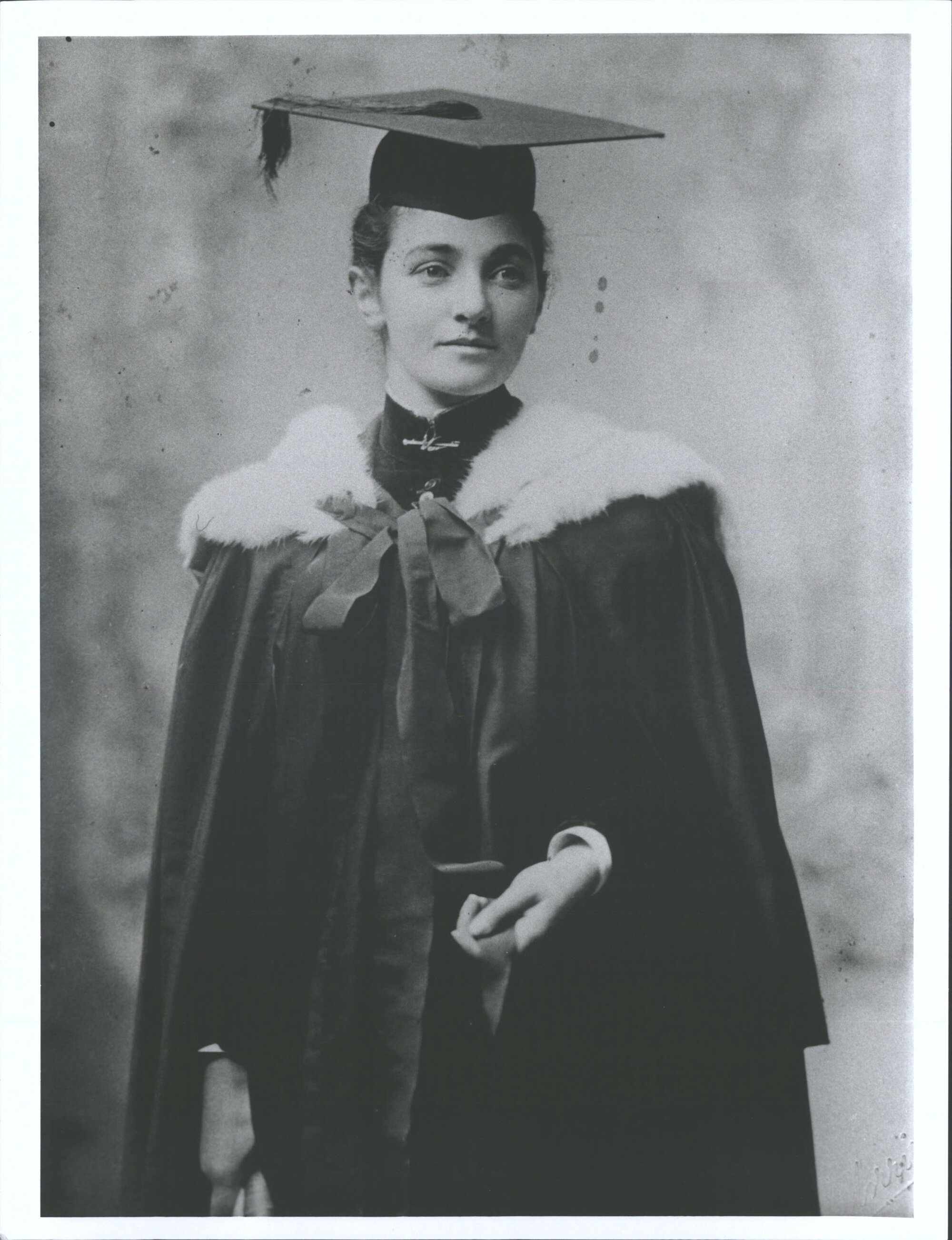 Hallenstein, Agnes. Later Mrs Barden, youngest daughter of Bendix and Mary Hallenstein