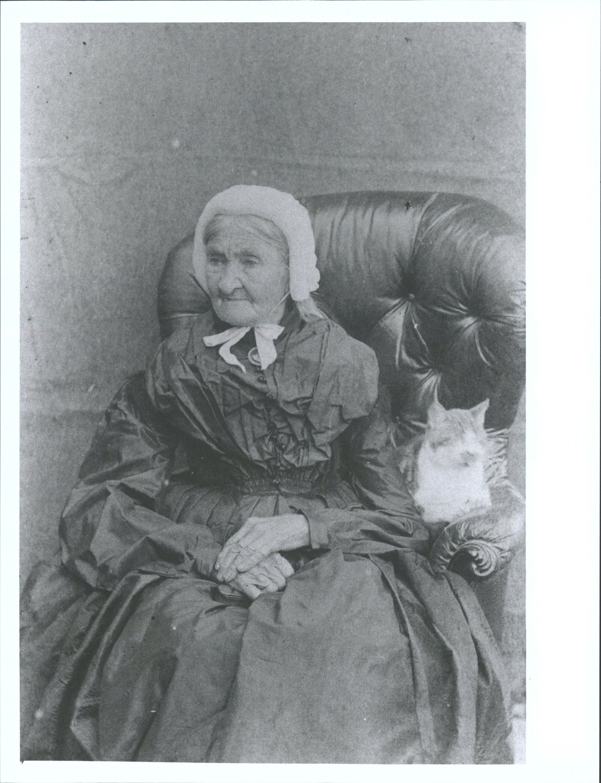 Jolly, Granny