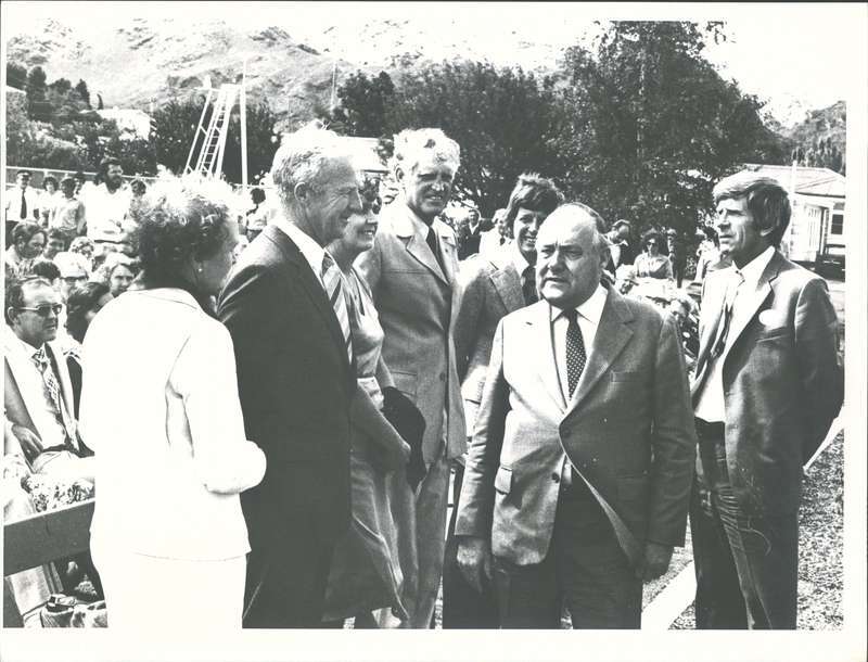 Muldoon, R. D. &amp; Cooper, W.