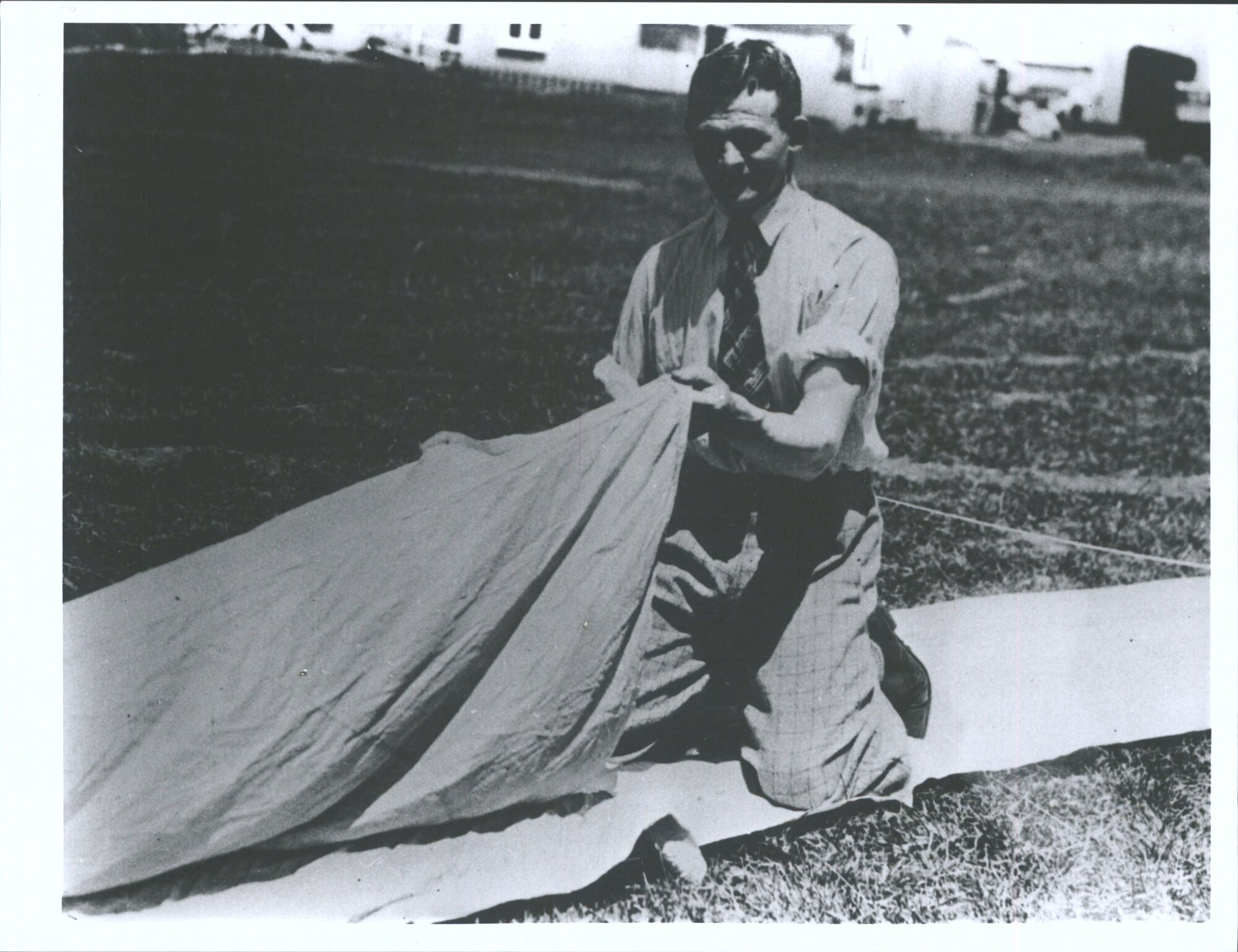 Parachutist