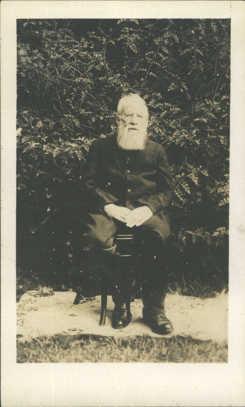 Portraits_W_057A.jpg
