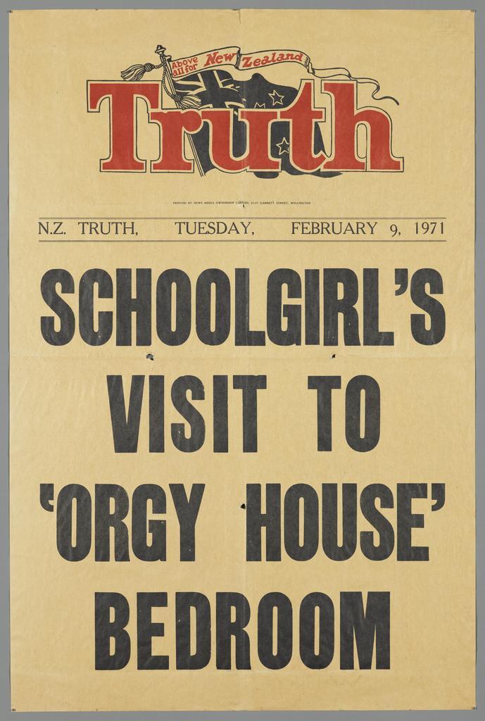 "Schoolgirl's visit to 'orgy house' bedroom"