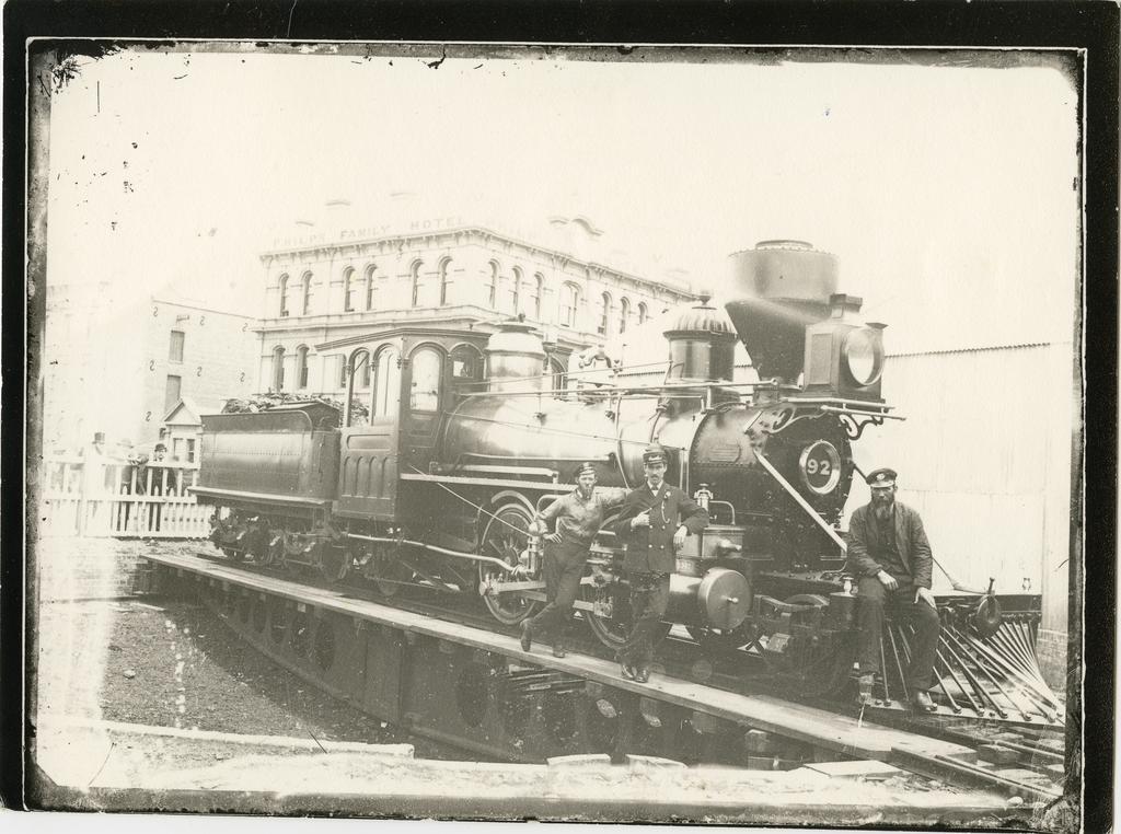 Locomotive K92 on Rattray Street turntable