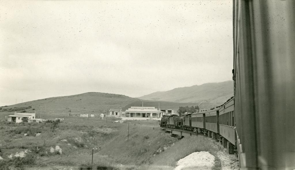 Wingatui to Ranfurly' passenger train