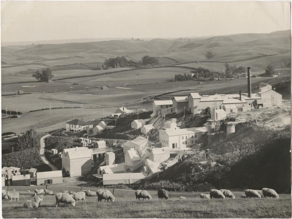 Milburn Lime and Cement Company works at Milburn