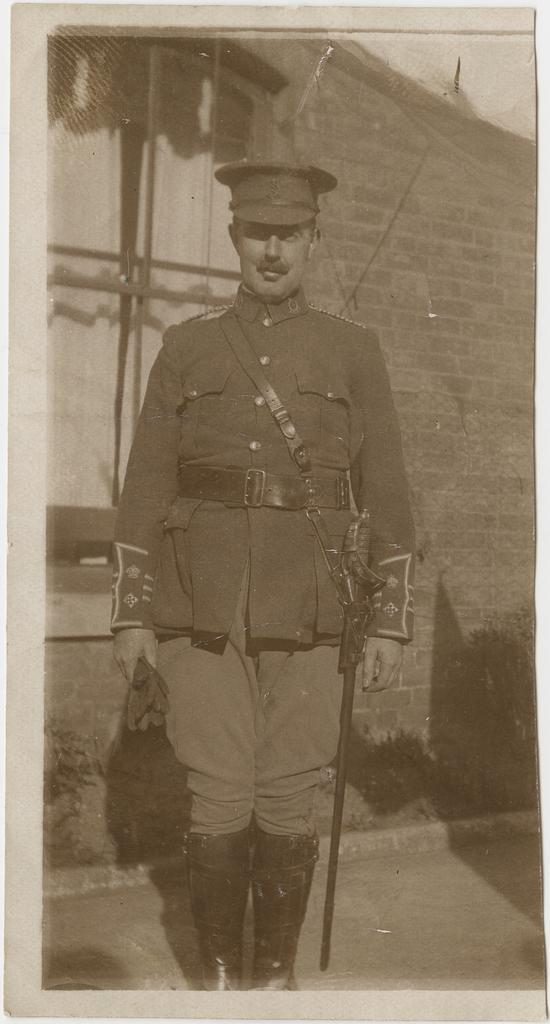 Charles Mackie Begg