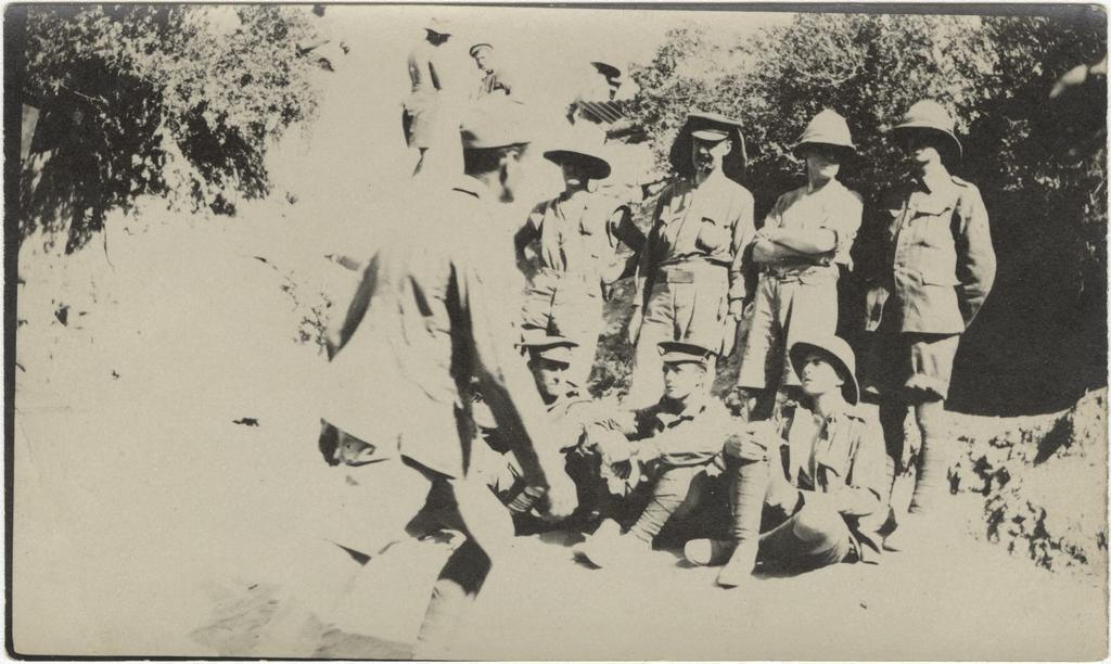 Group of unidentified soldiers