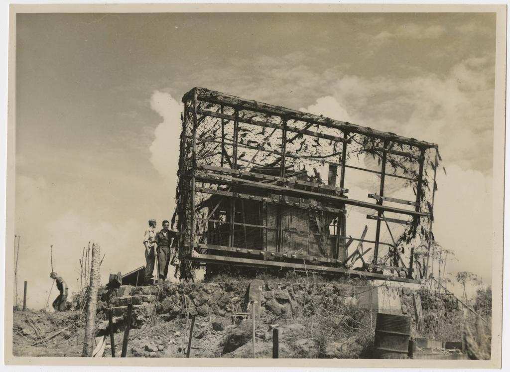 'Mark I Model I Radar at Balikpapen, Signal Hill July 1945'