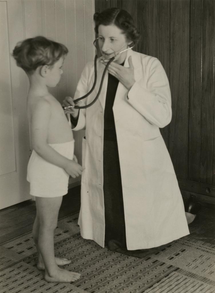 Andersons Bay Pre-School Centre, 'Curriculum includes regular medical supervision'