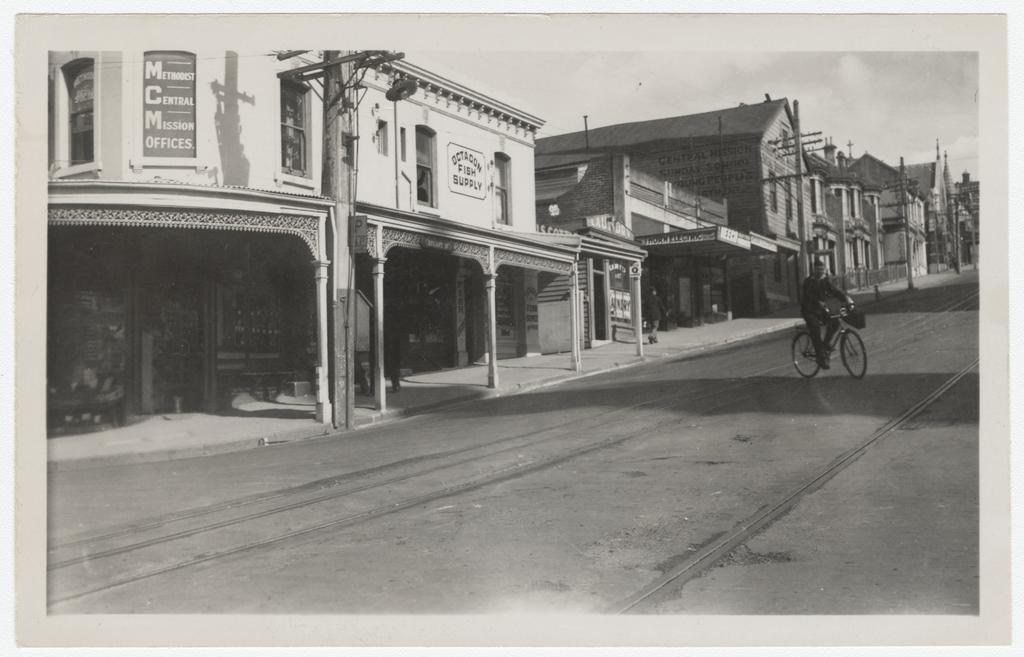 Stuart Street showing Methodist Central Mission offices and Octagon Fish Supply