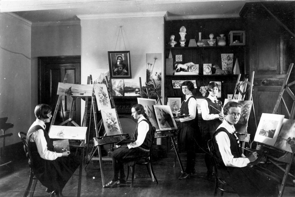 Art group, St Dominic's College