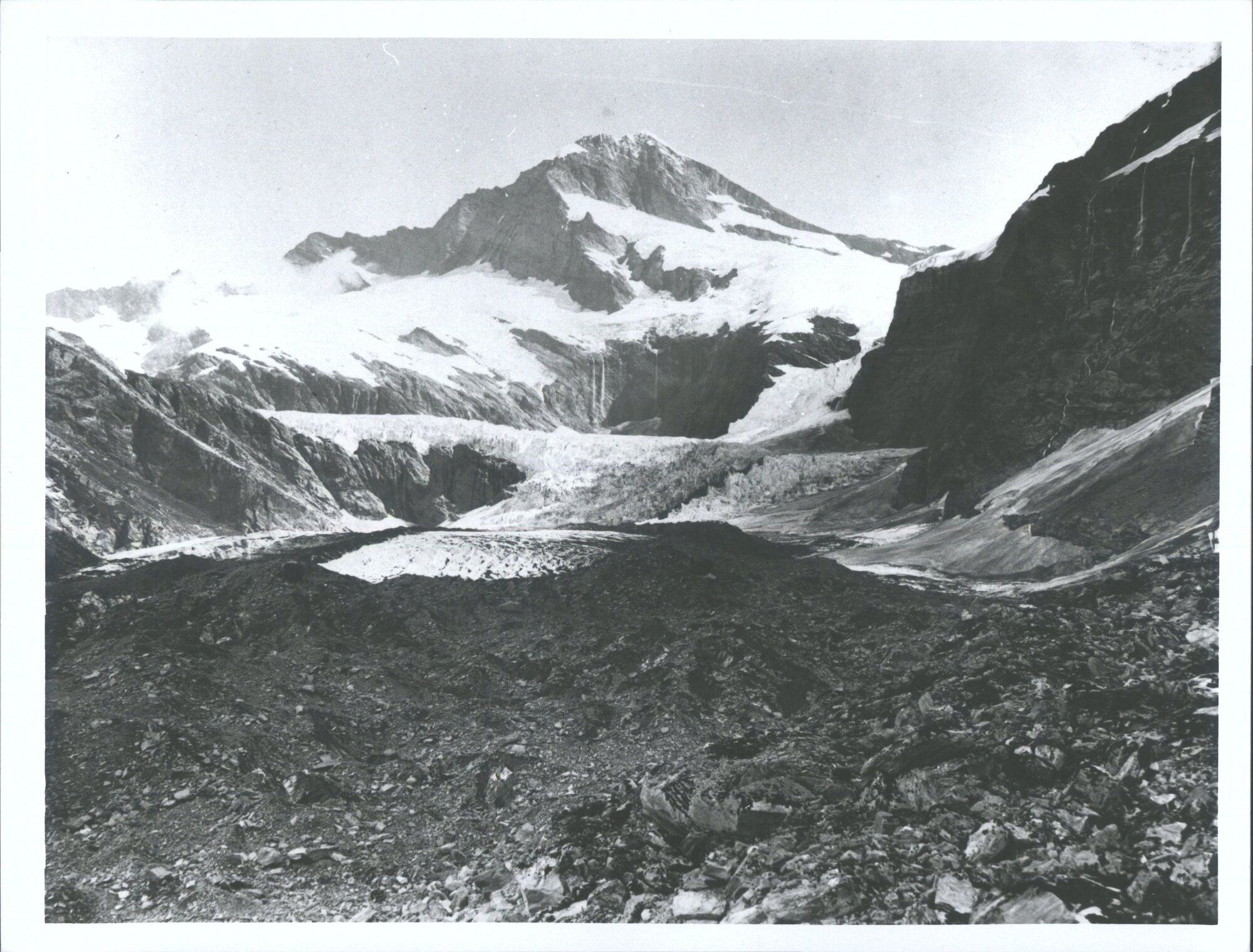 Mt. Aspiring taken from Waiatoto