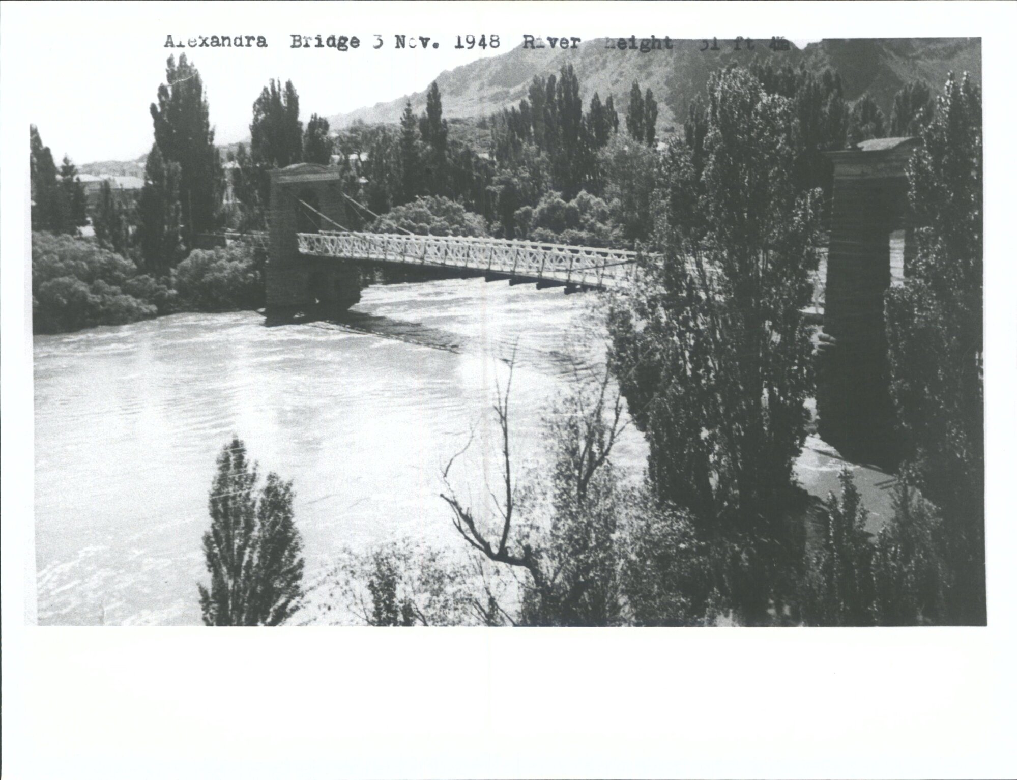 Alexandra Bridge, 3 Nov. 1948. River height 51 ft.