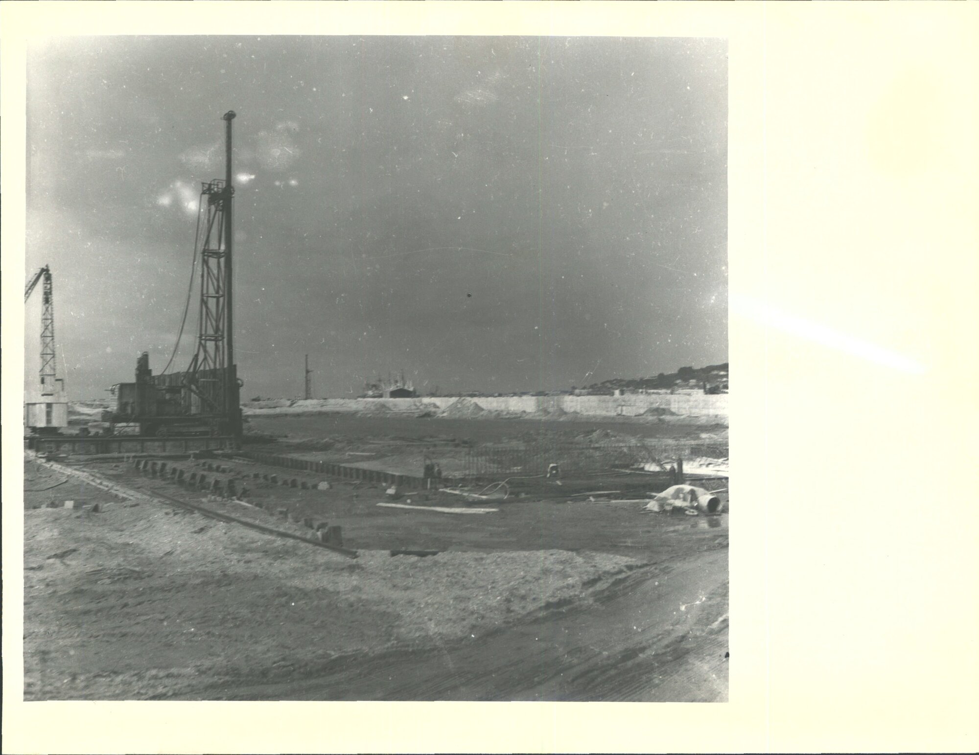 Construction of wharves