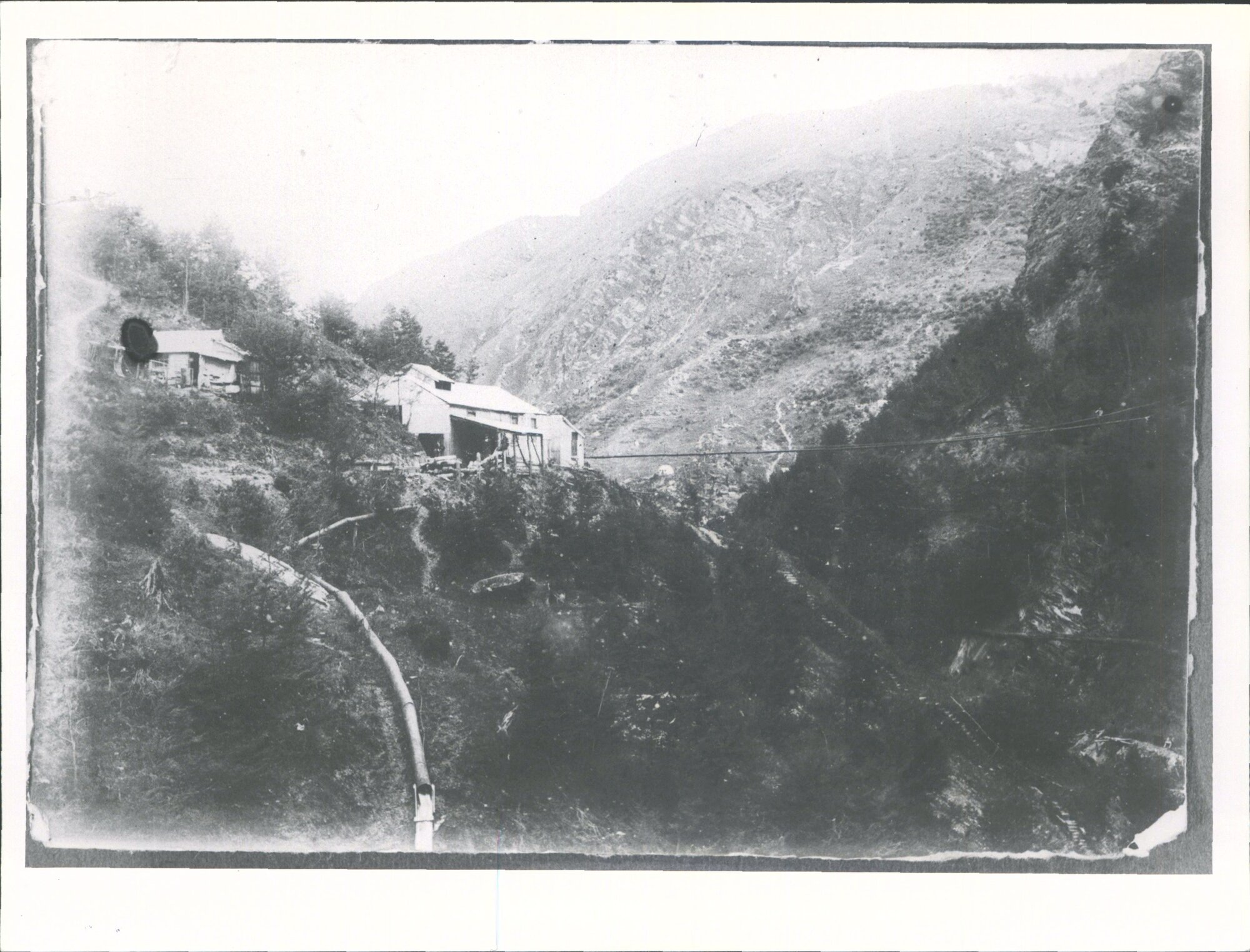 Winding house above Murdoch's Creck