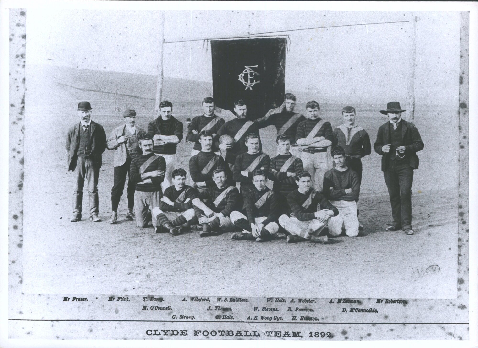Clyde Football Team