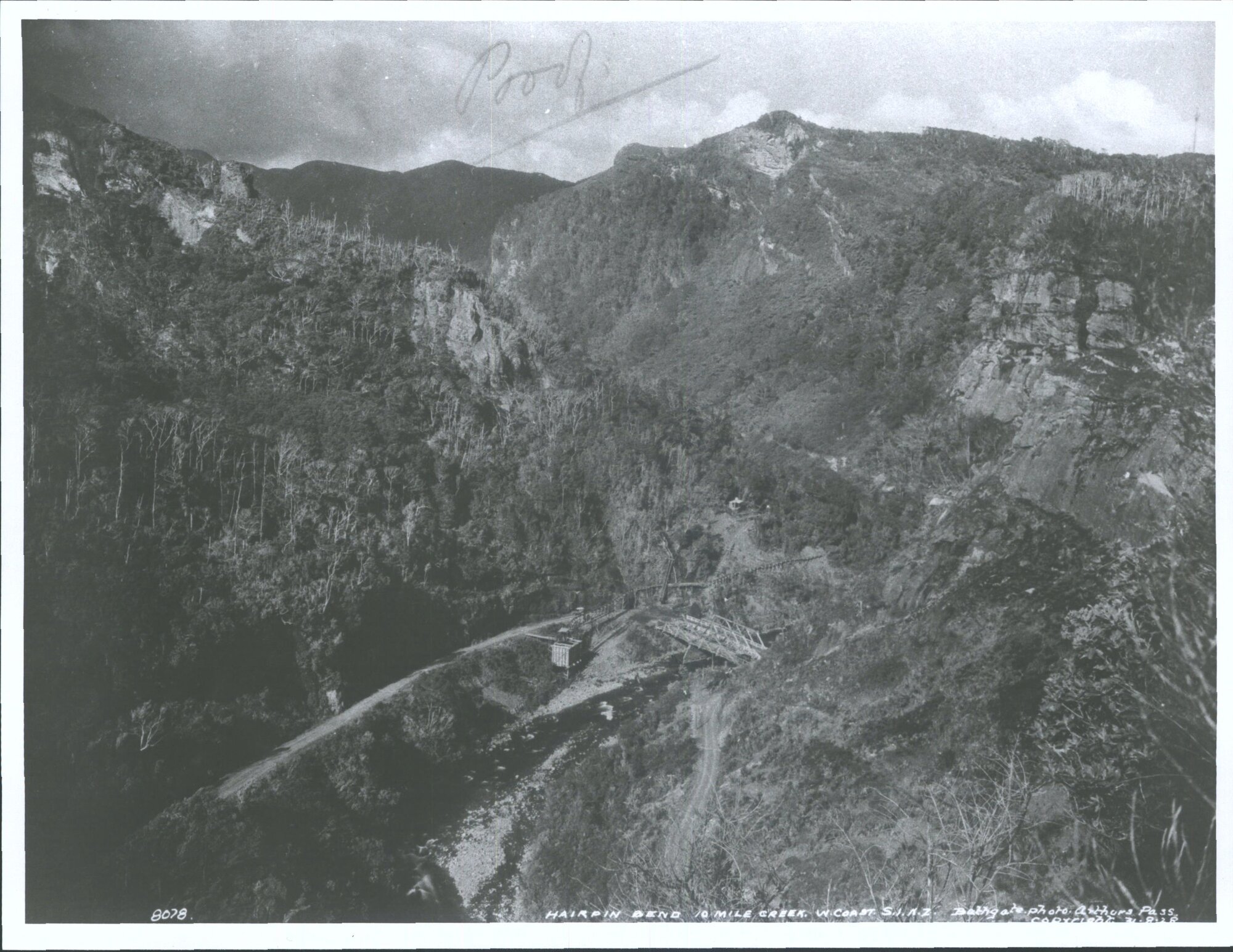 Hairpin Bend, 10 Mile Creek, West Coast (10 miles north of Greymouth)