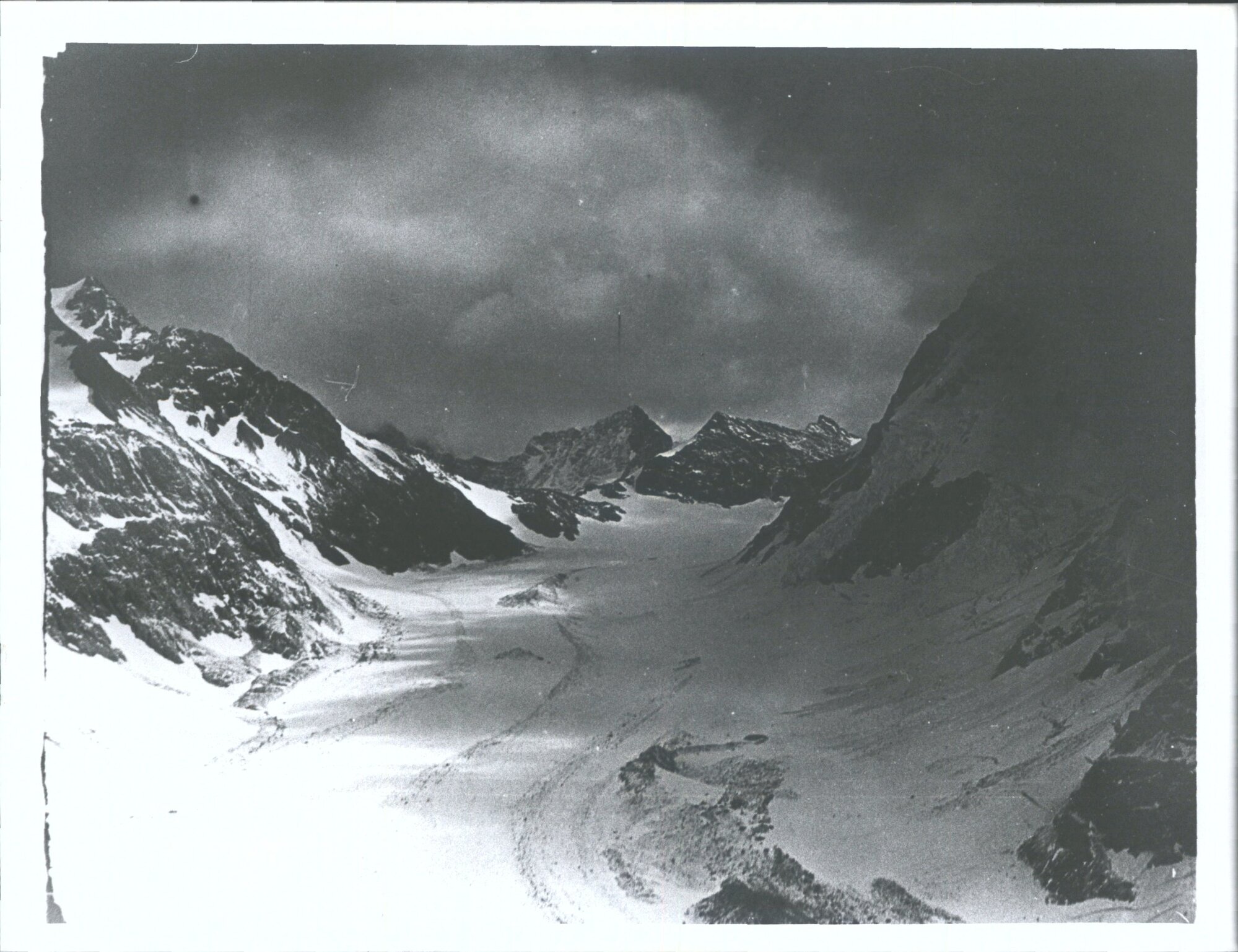 Barron Saddle and Mueller Glacier from Mueller that