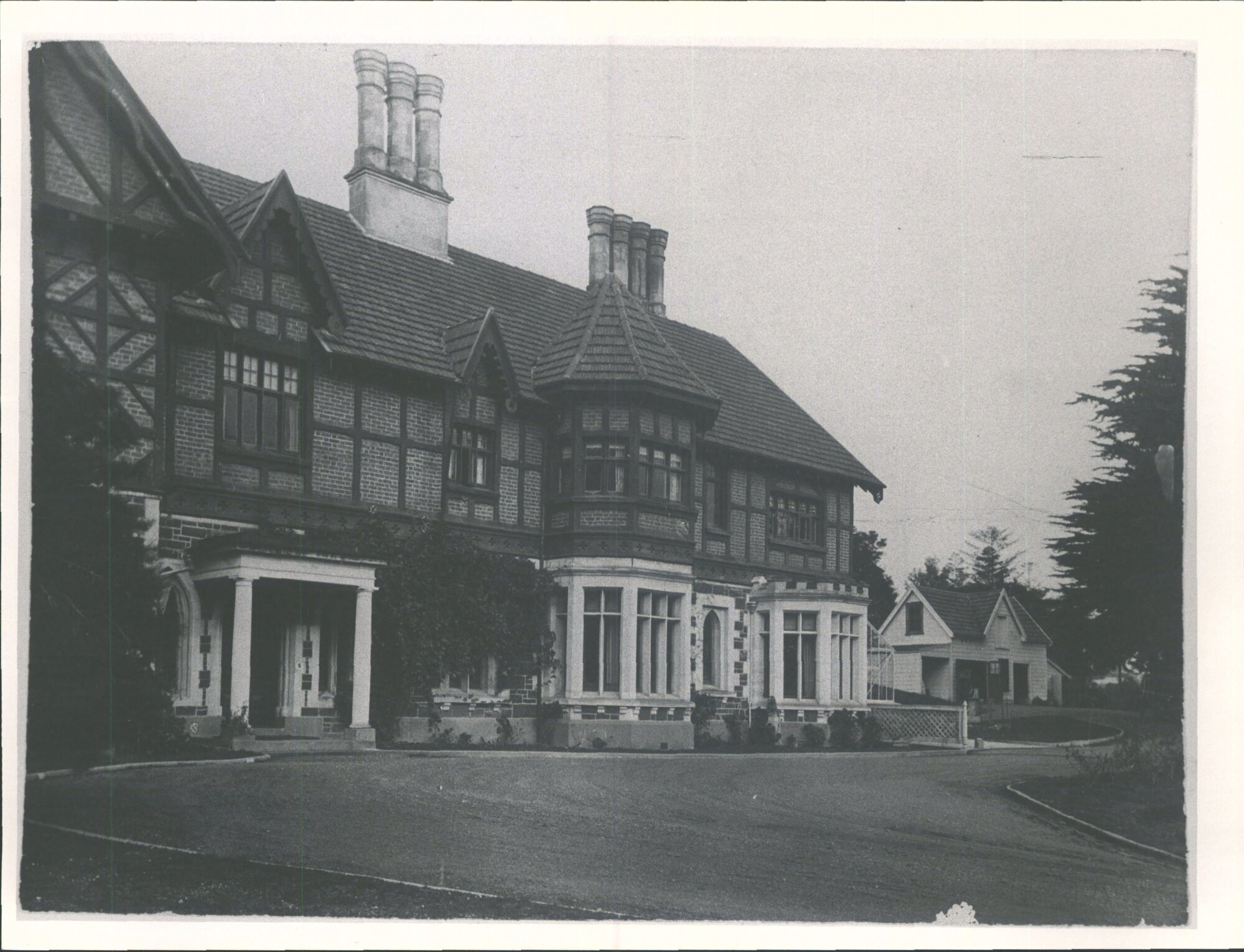 [Associated Churches of Christ Theological College