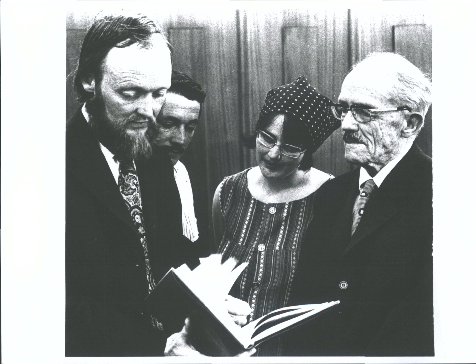 Museum Staff: Linden Cowell, Foss &amp; Helen Leach, H.D. Skinner