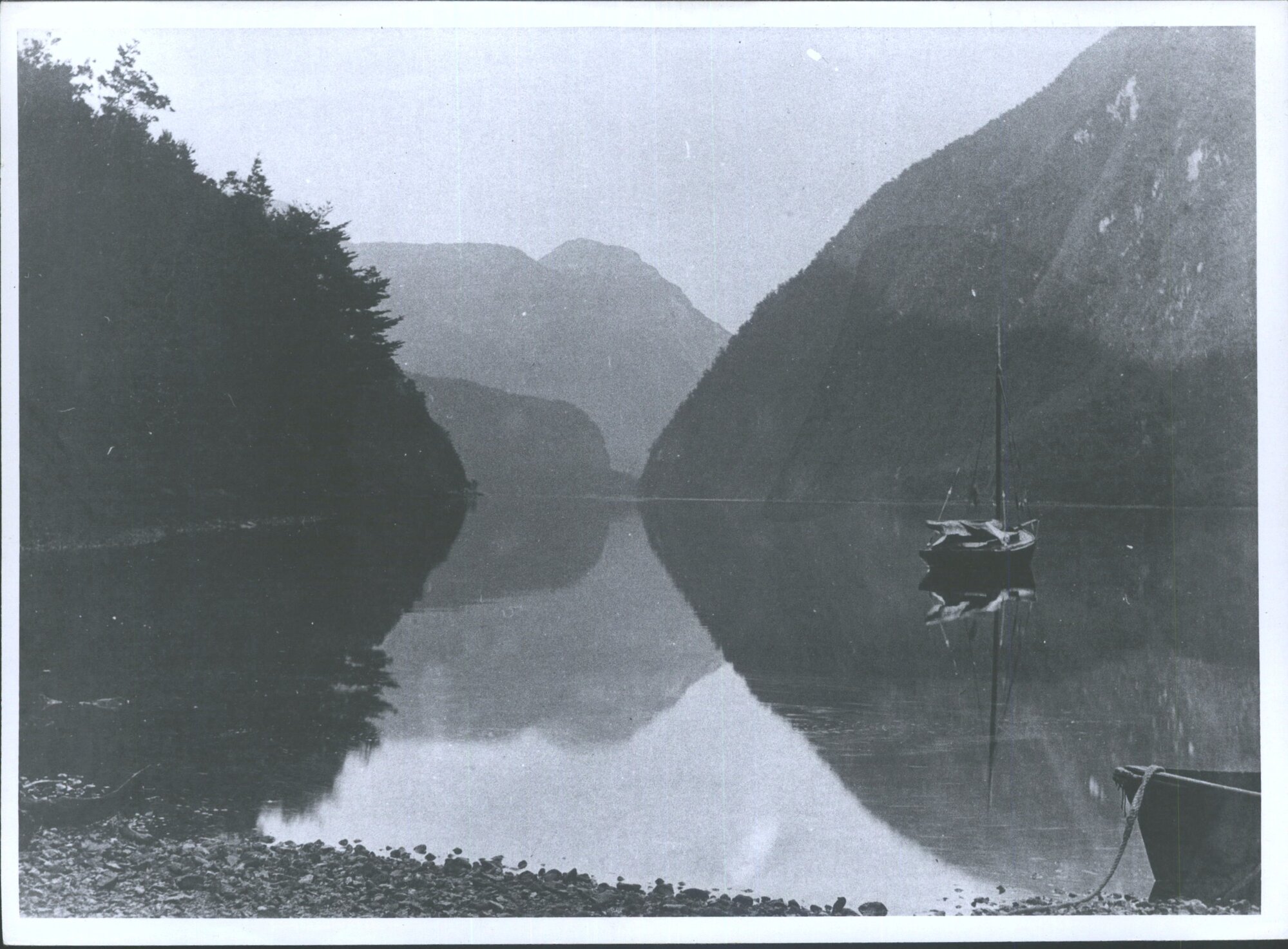 "Head of Wet Jacket Arm looking down"