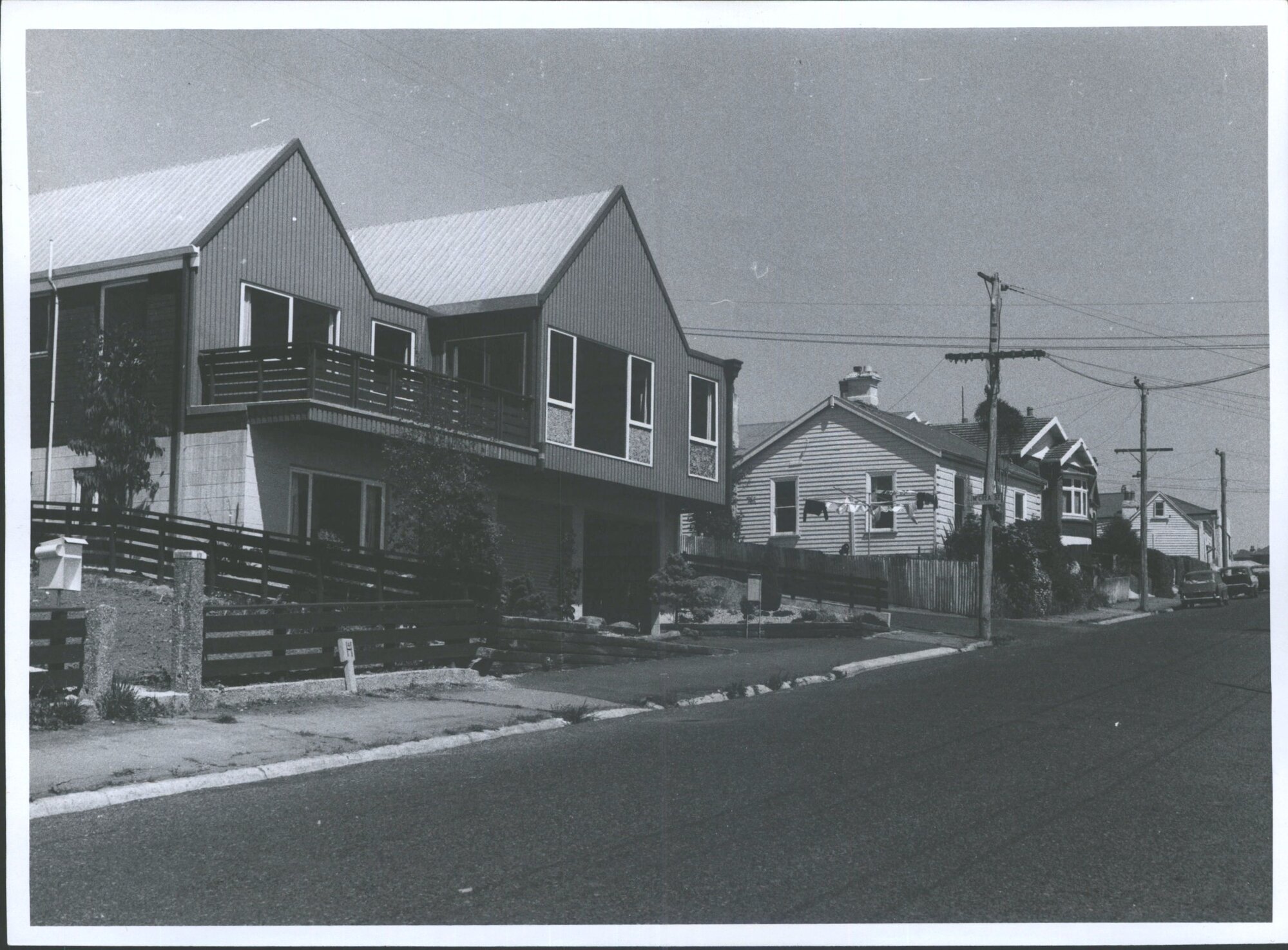 Meadow St, Mornington