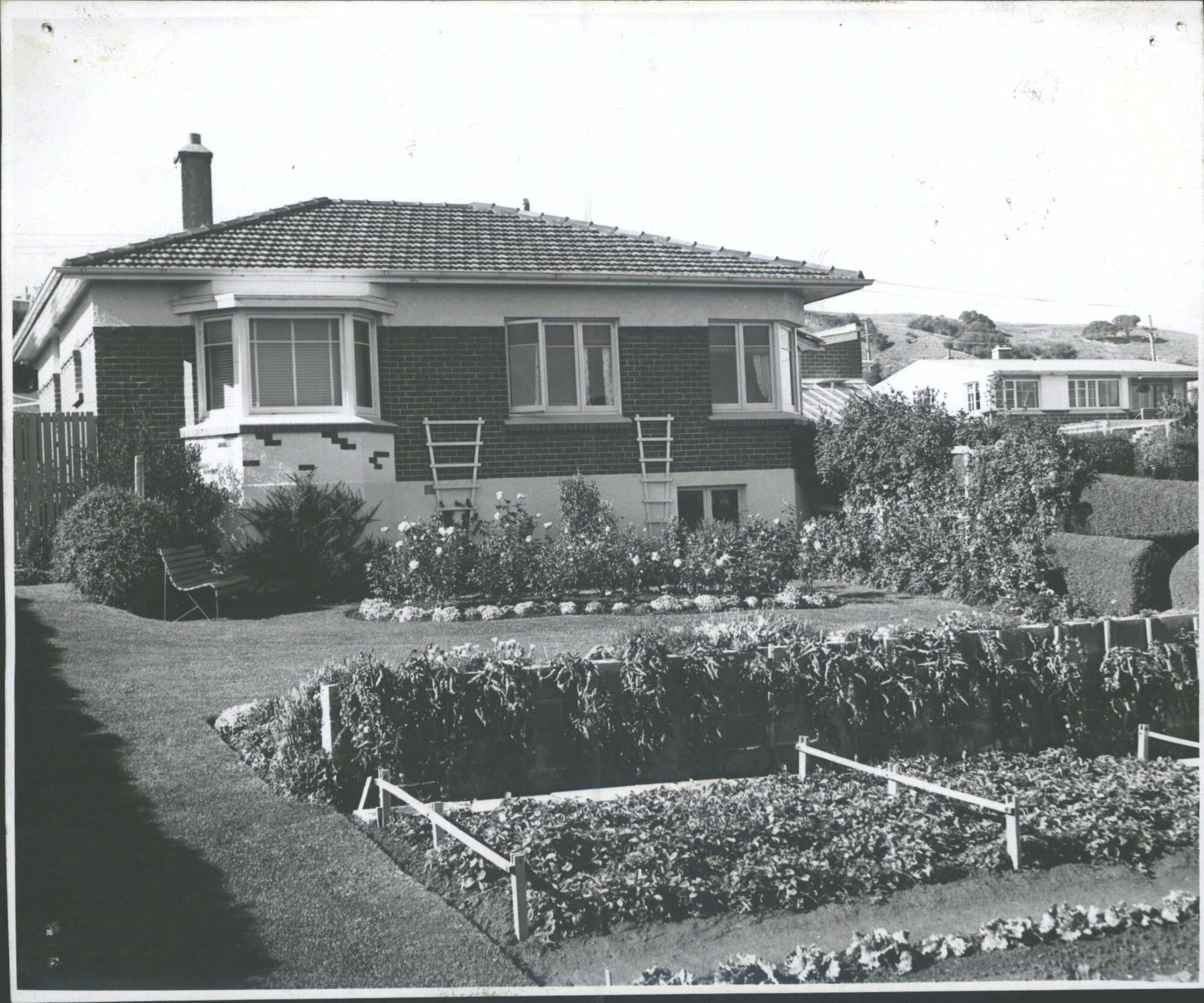 1 Muir Street, Green Island Class III 2nd Mrs Percy private garden area exceeding 30 poles