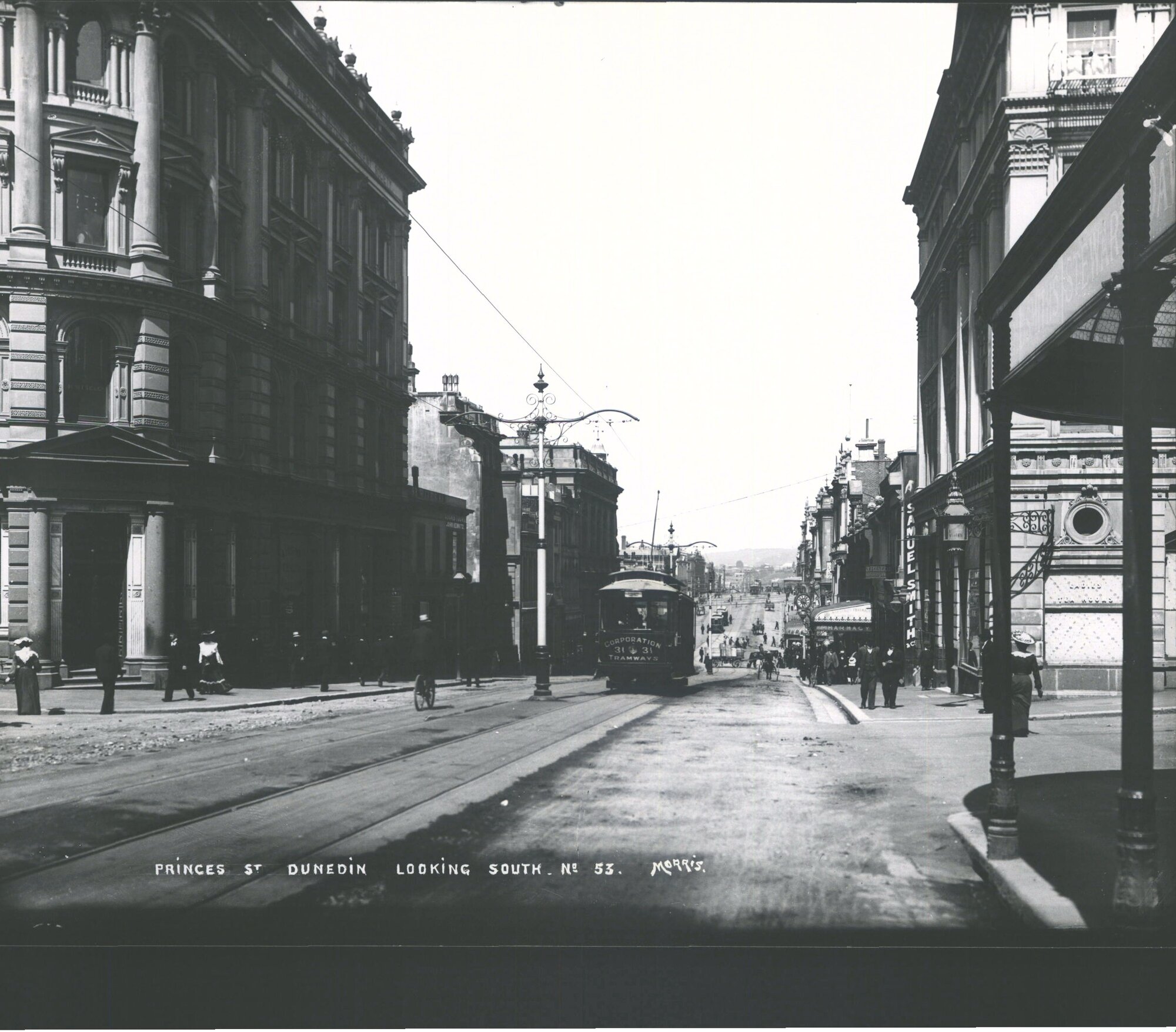 Princes St, Dunedin, looking south