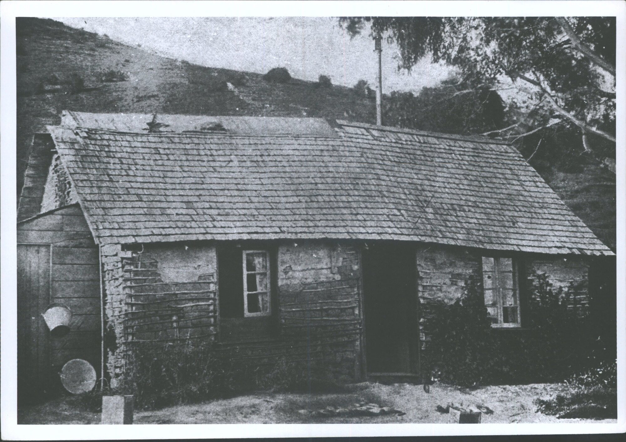 Captain Blackies Cottage  built 1850