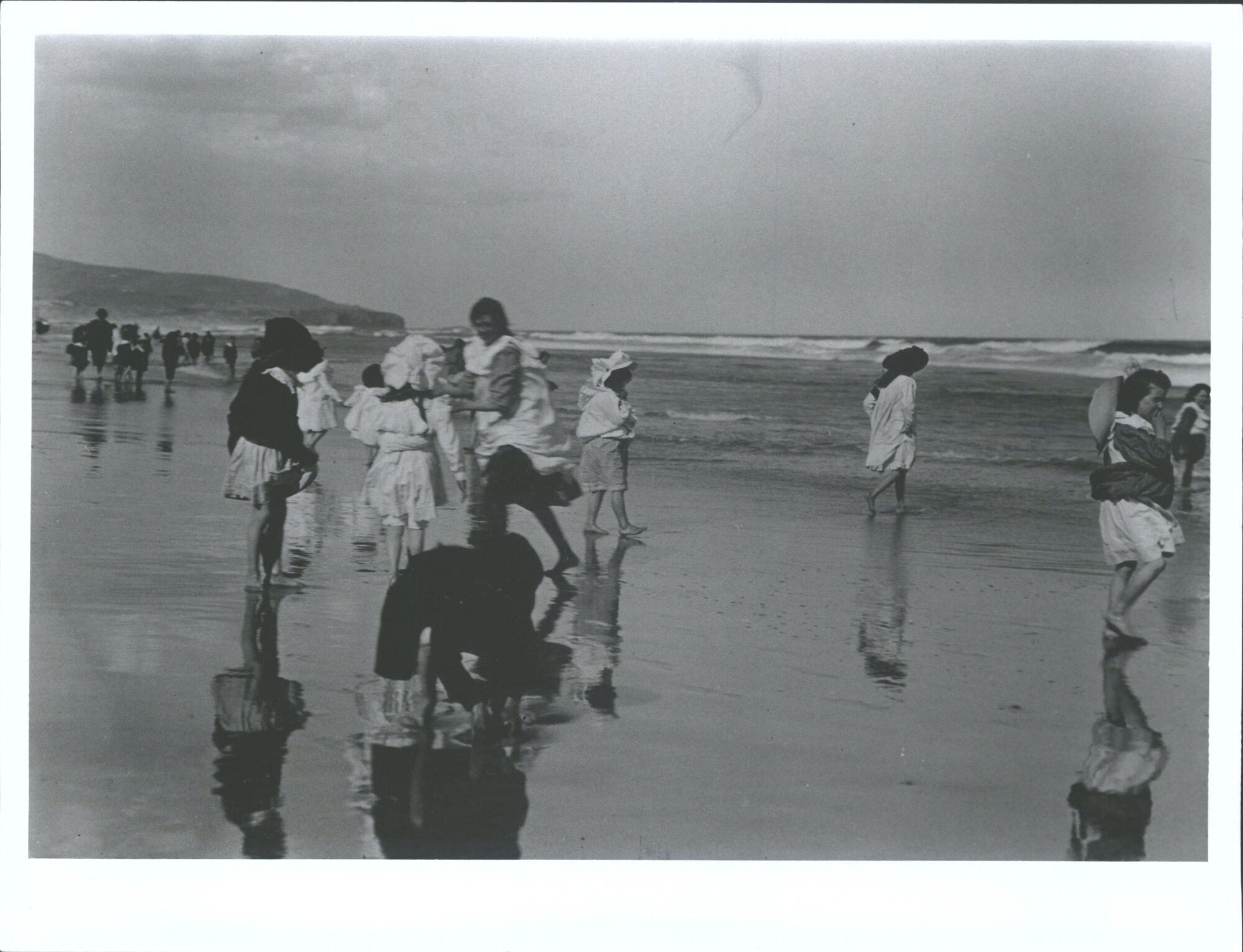 St Clair Beach Scenes Labour Day