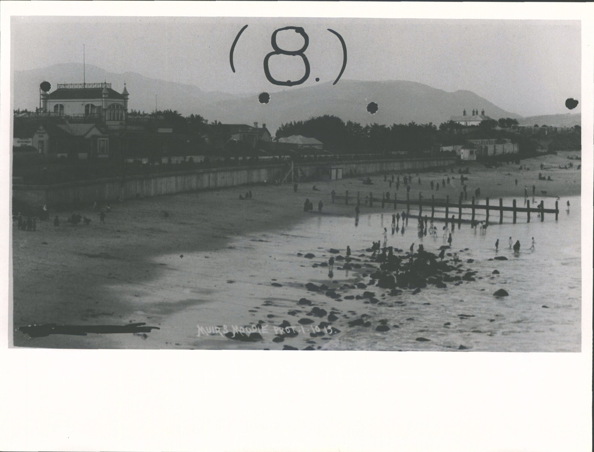 St Clair Beach Scenes