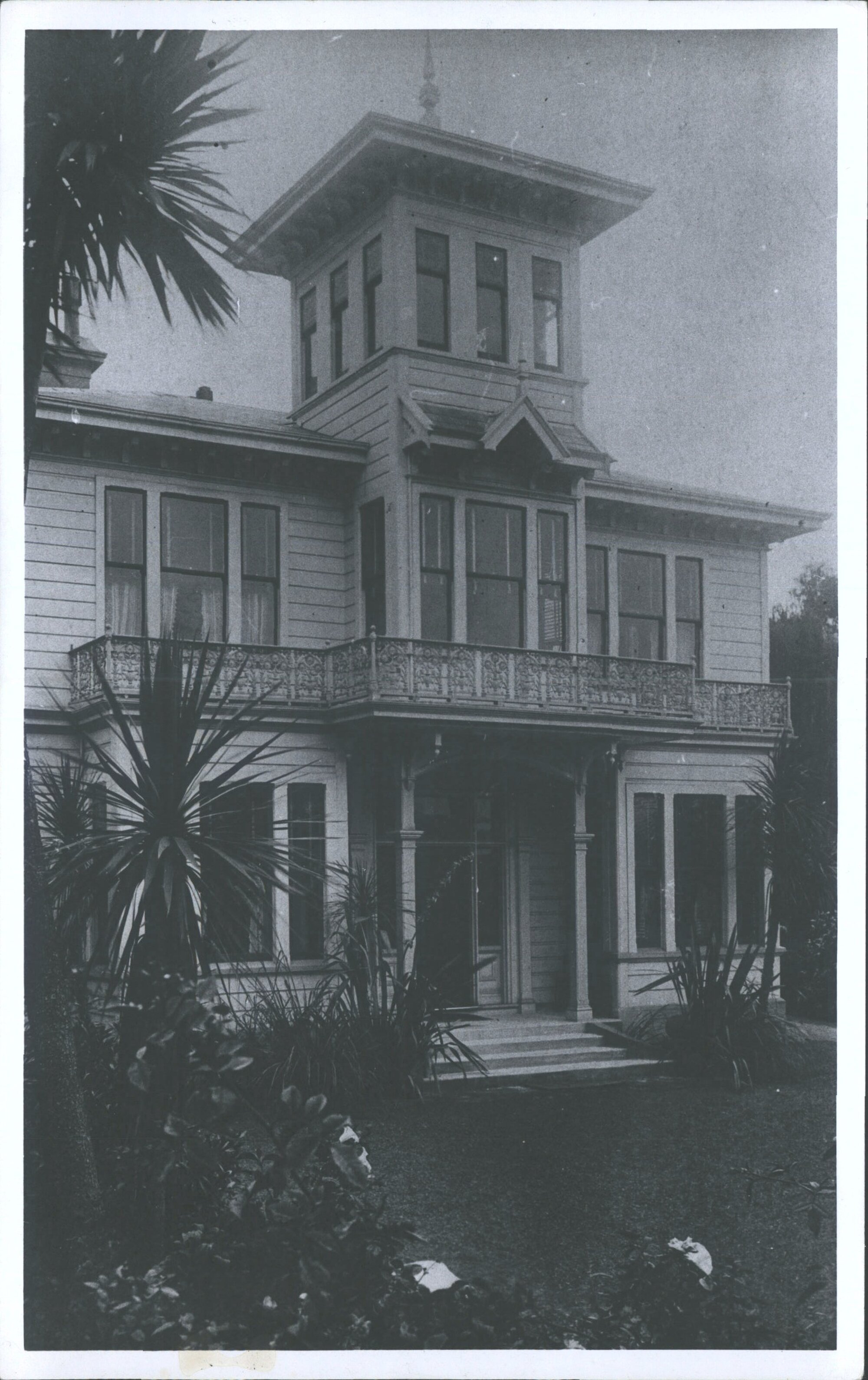 Residences Sidey, Sir Thomas Kay