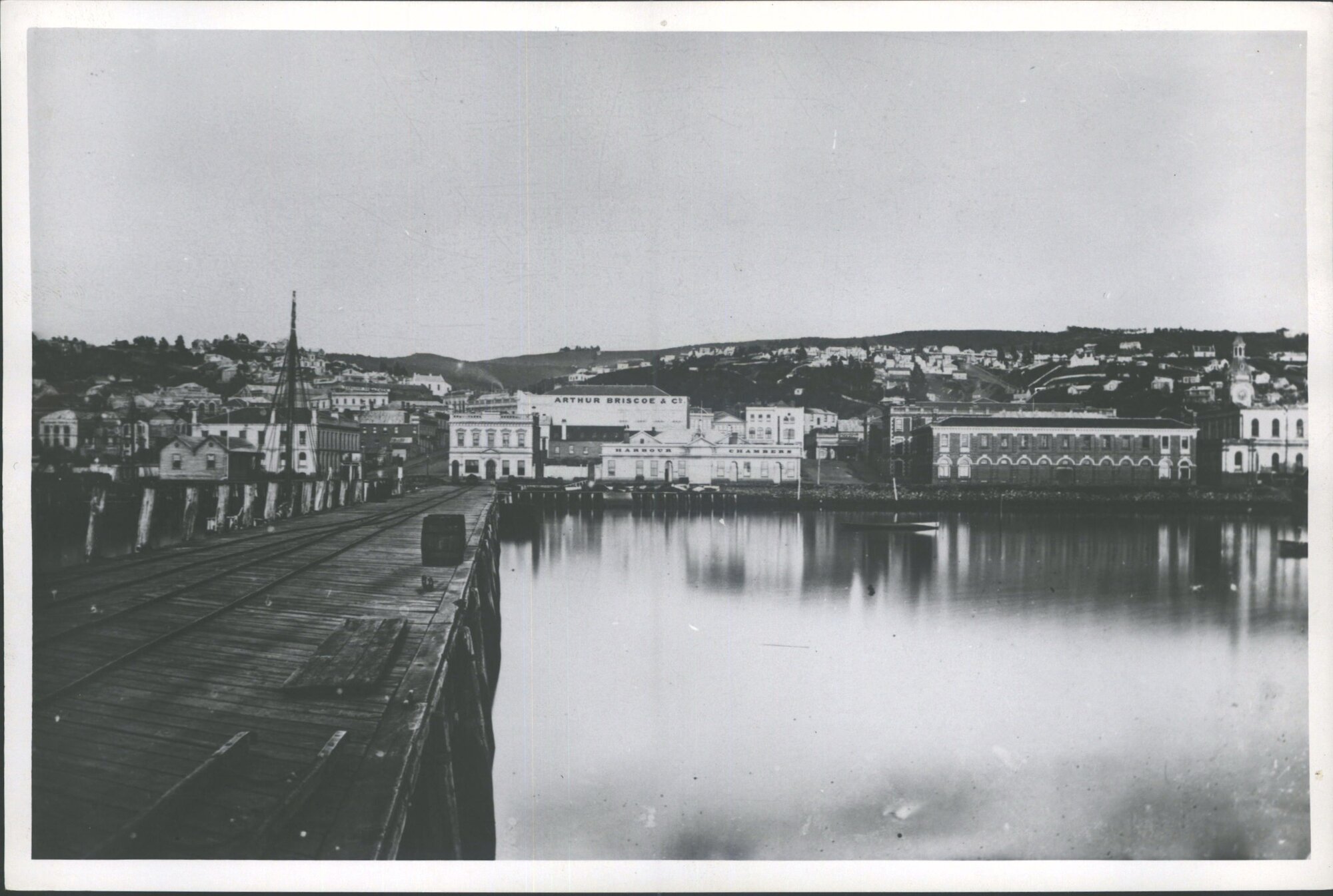 Arthur Briscoe &amp; Co. Edinburgh House Stock Exchange Building
