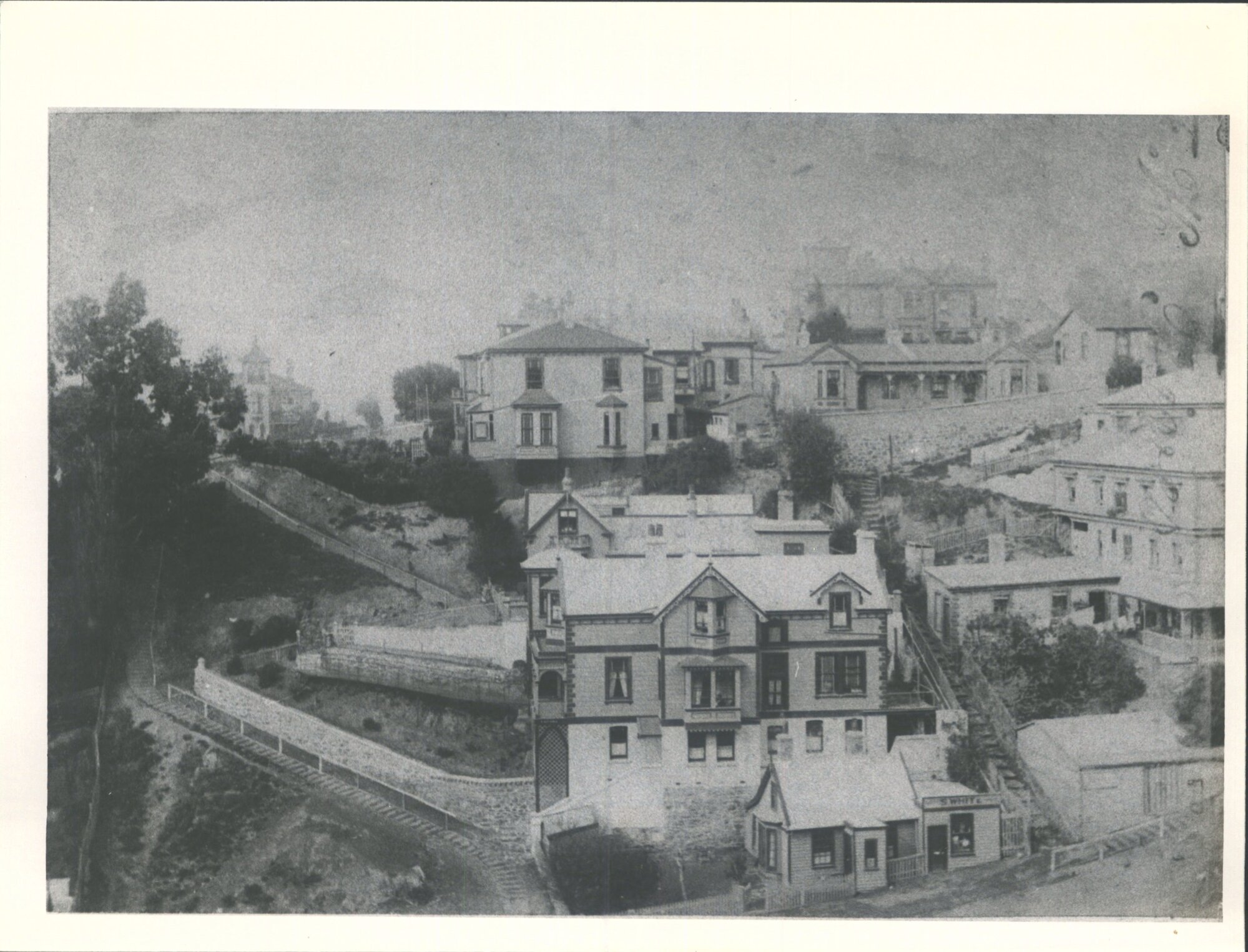 Graham Street, from bottom of zig-zag