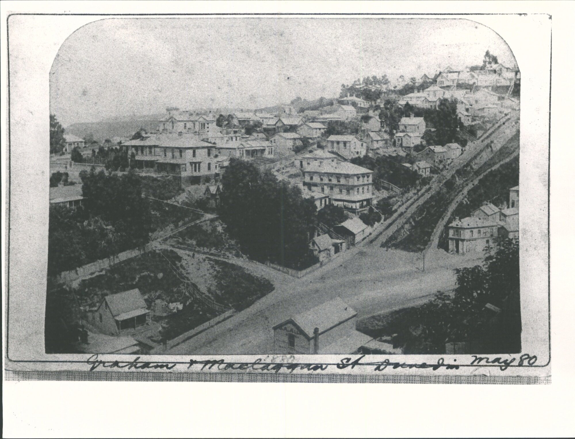 Zigzag of Graham St on left