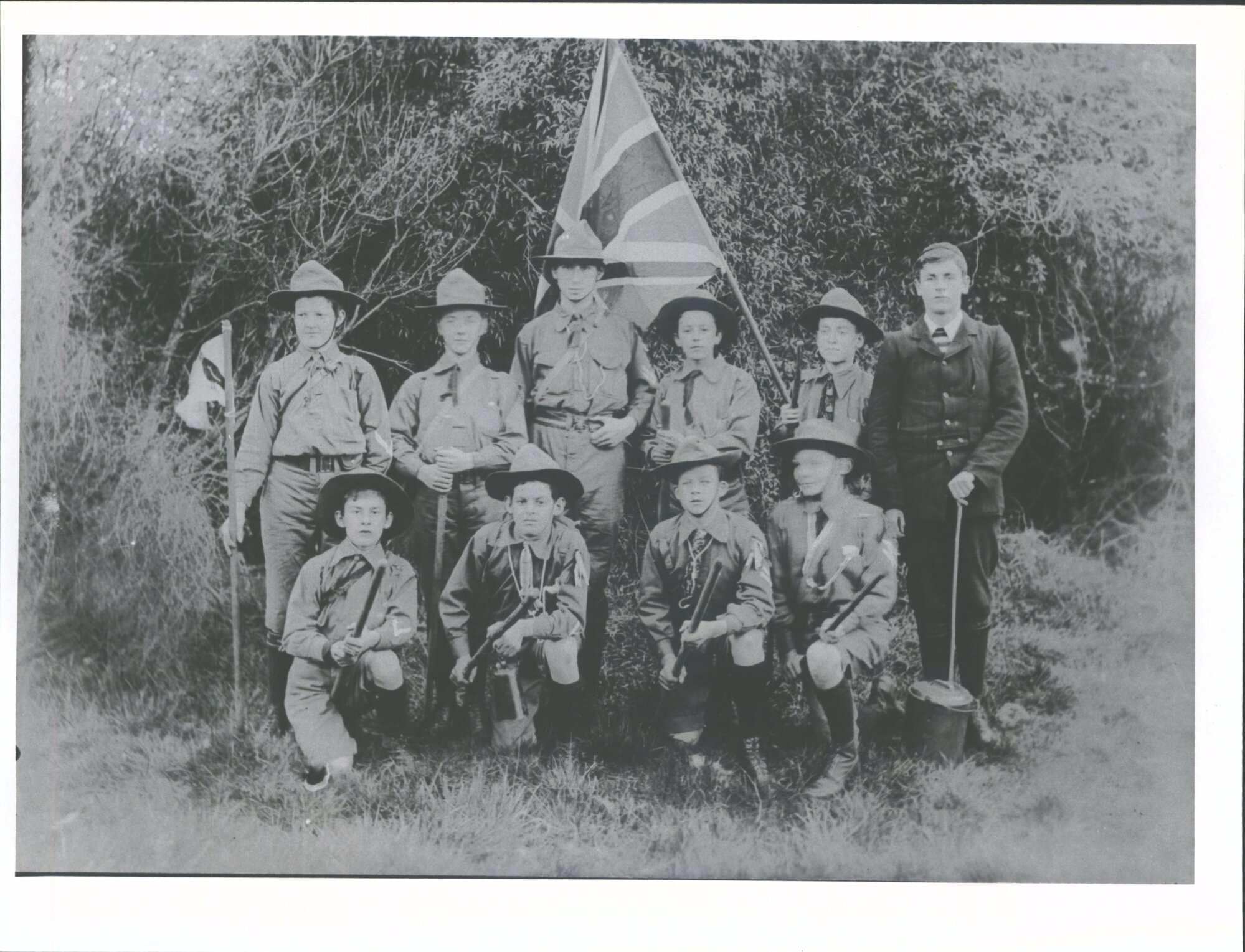 Woodhaugh Gardens 1909, Centre back row, Tall boy - E. J. Carr. (possibly 1st Scout Troup in Dn)