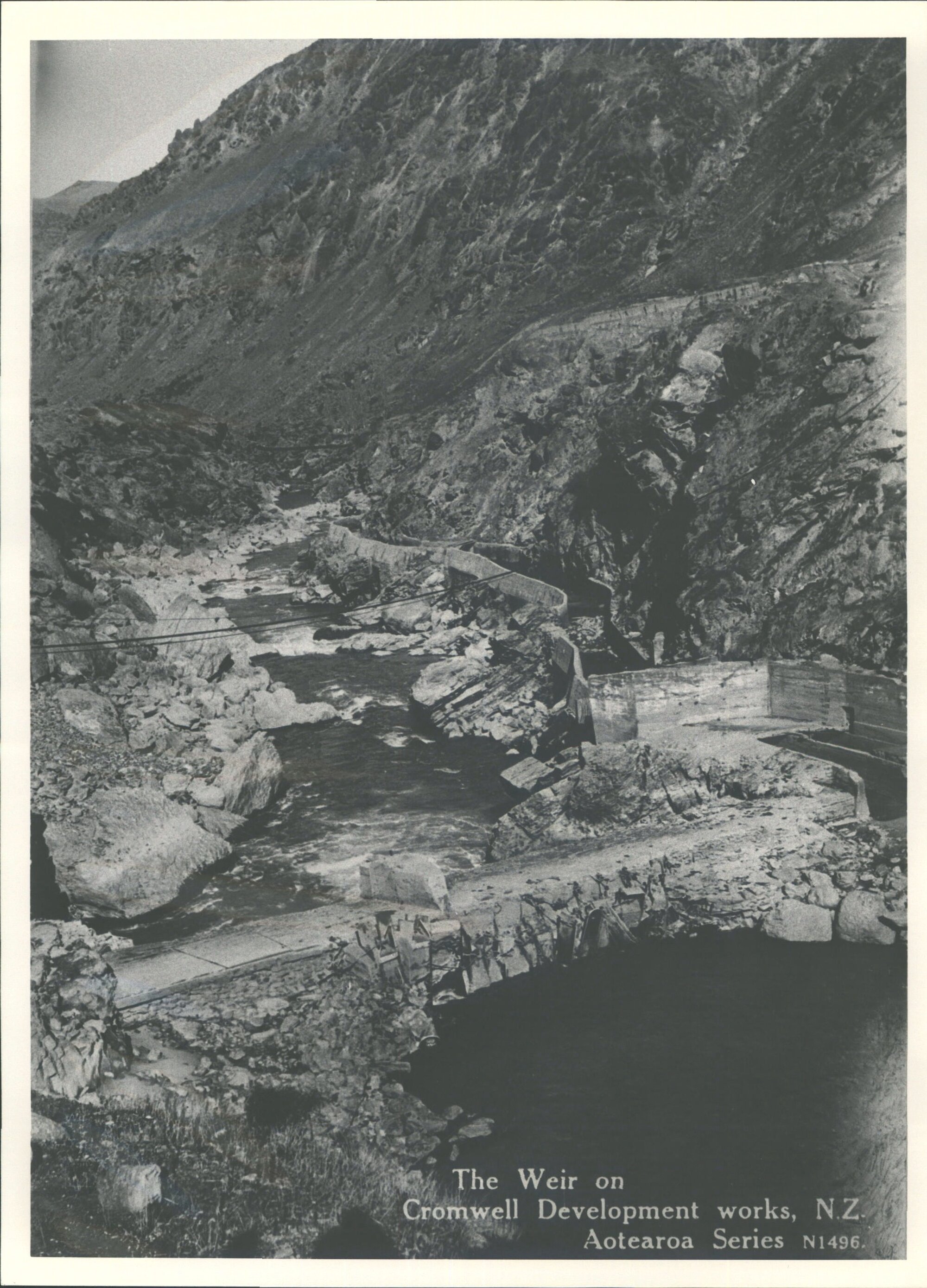 Cromwell Development Co works The Wire on the Kawarau River