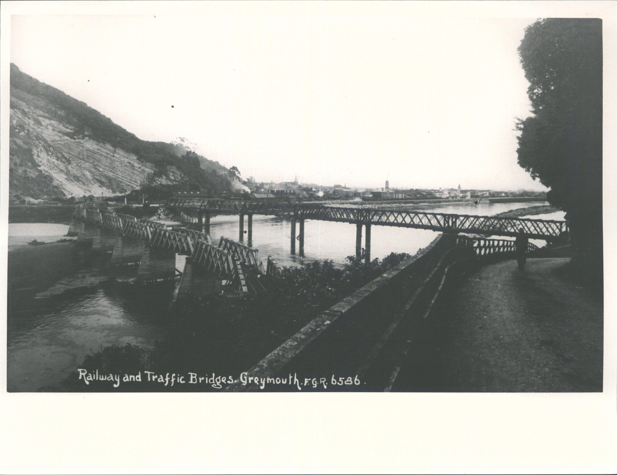 Railway and Traffic Bridges