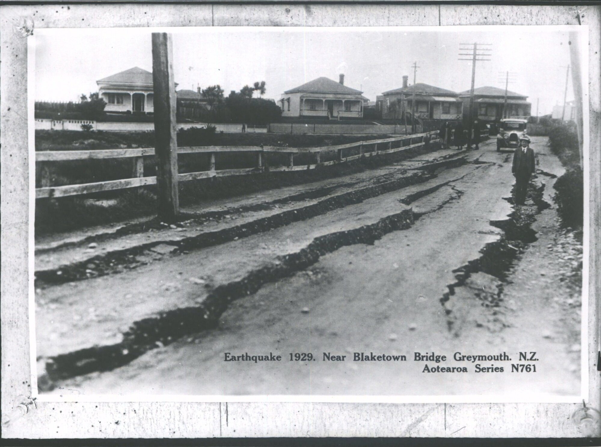 Earthquake 1929, near Blaketown Bridge, Greymouth, N.Z.