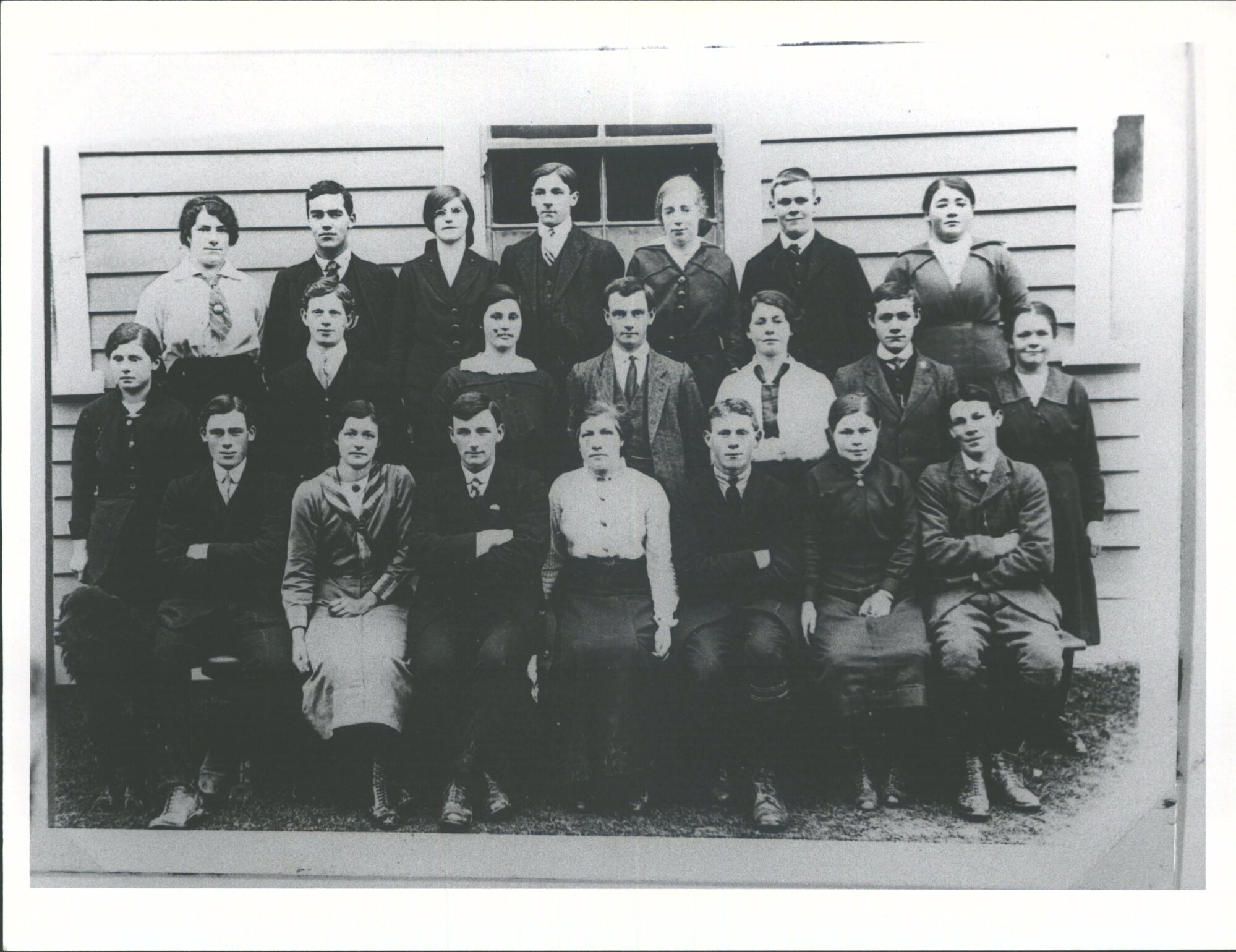 Ex-pupils farwelling their teacher, Miss Hanning on her transfer to Drummond School, 1917