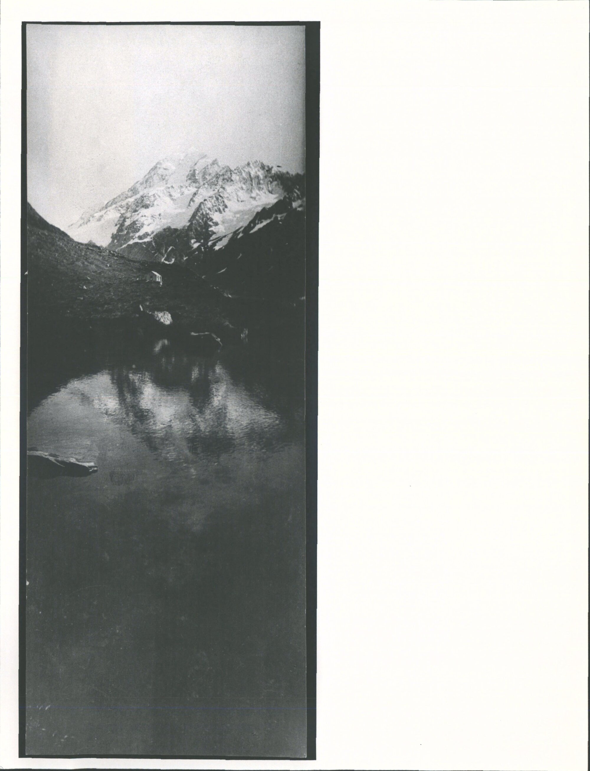 Hut &amp; looking towards Mt Cook