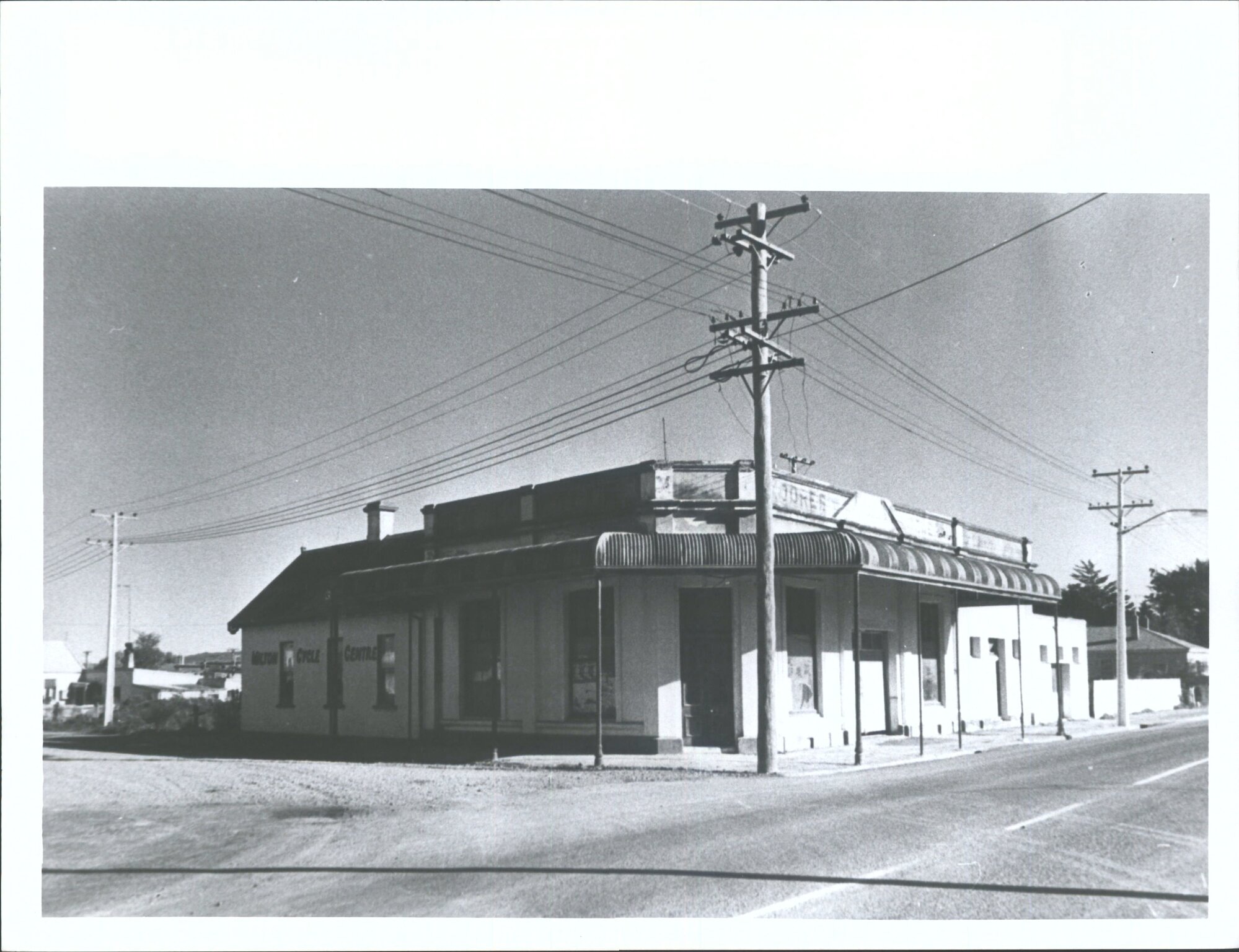Moores Store, corner Ossian St, erected 1862 30.9.79